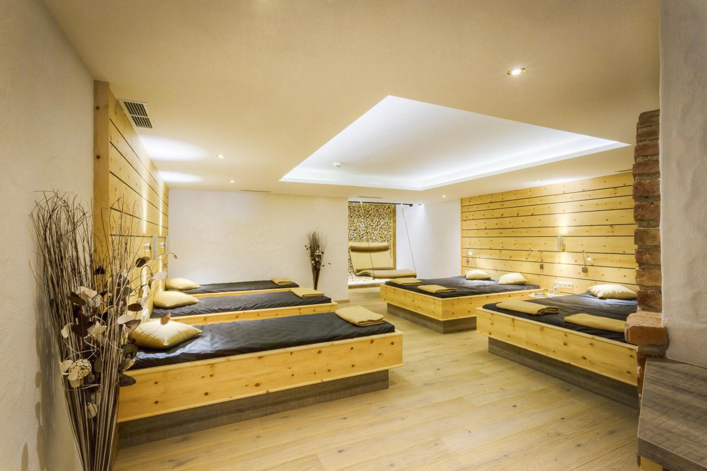 Spa and wellness centre/facilities, Bed in Hotel Barbarahof Saalbach