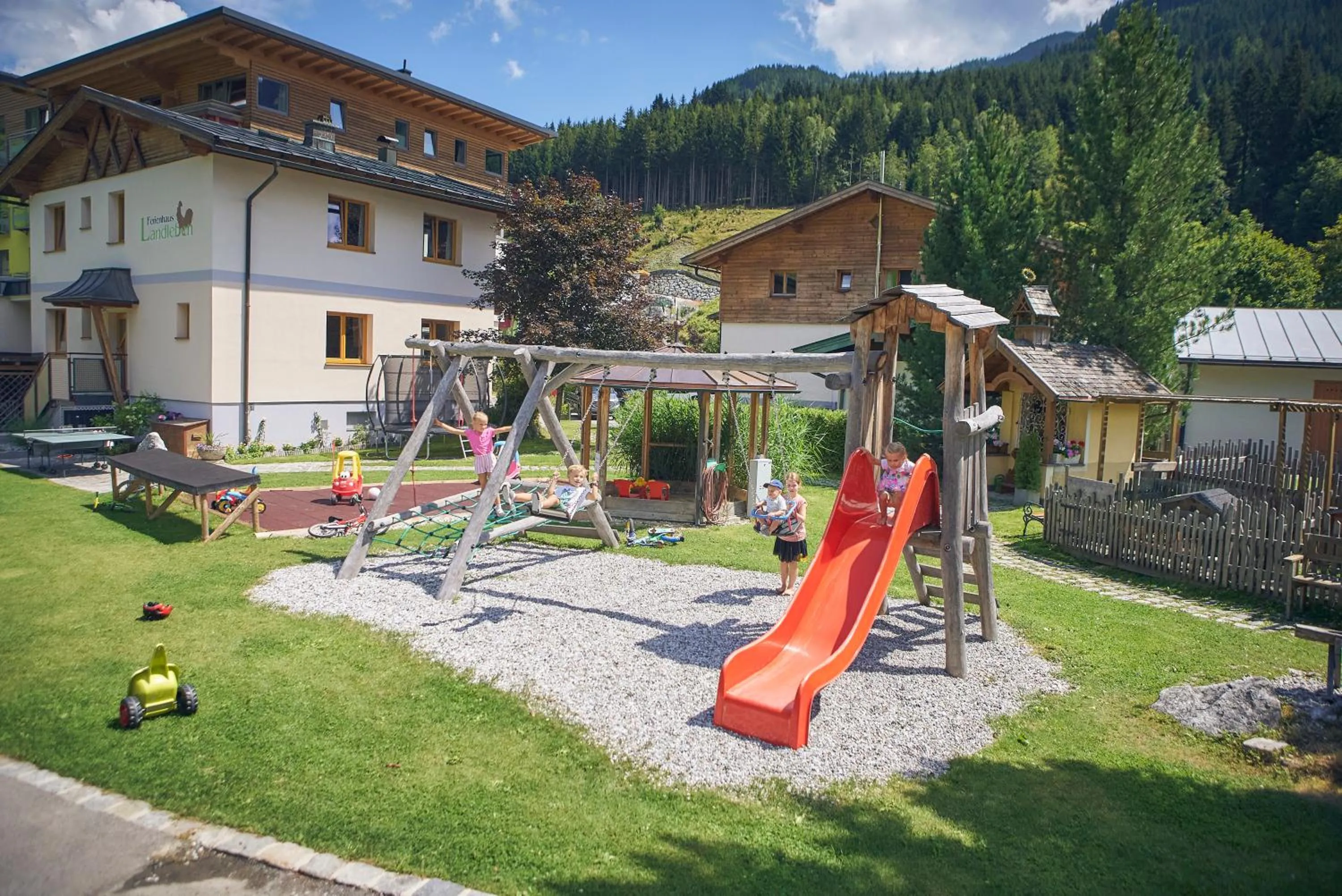 Spring in Hotel Barbarahof Saalbach