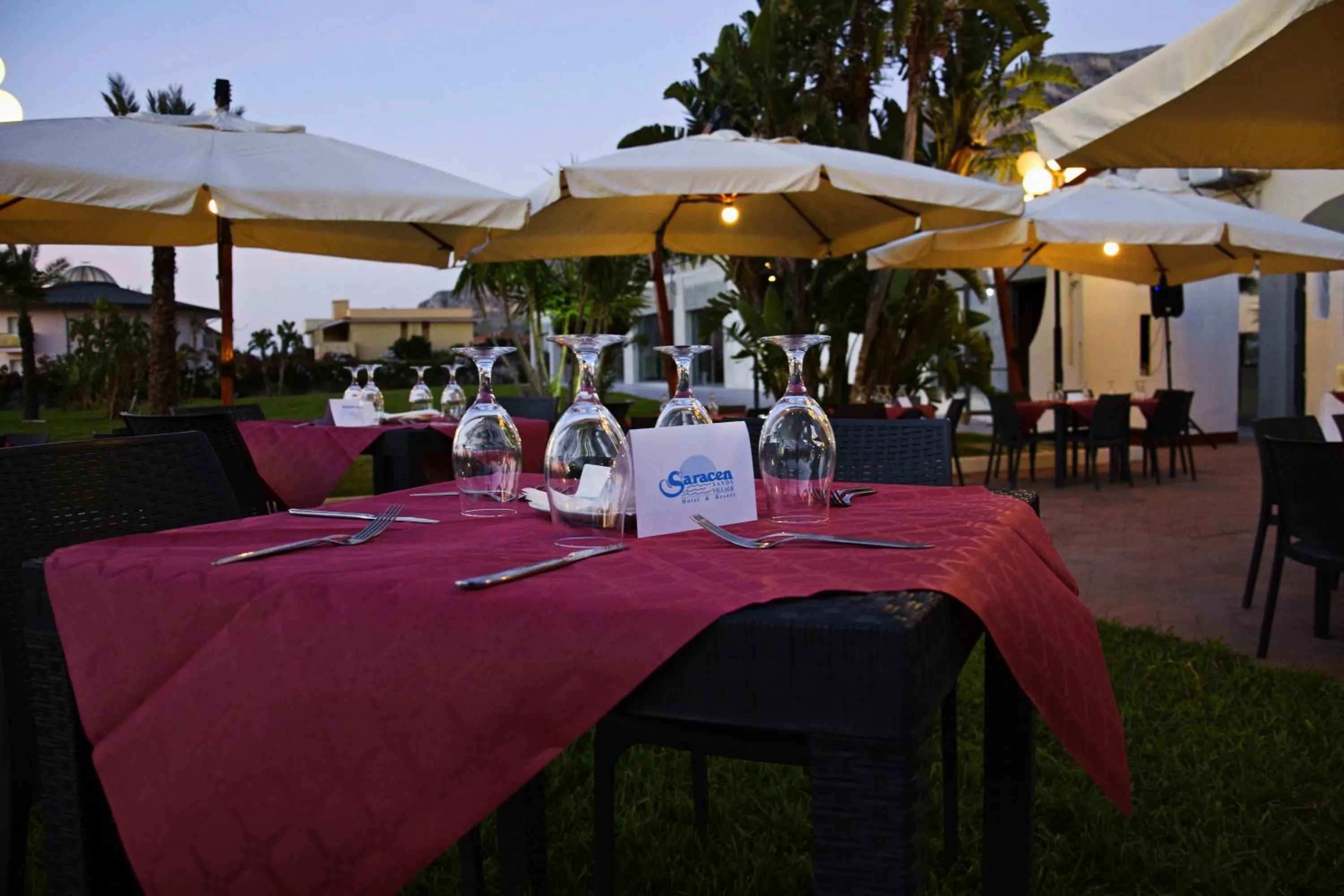 Restaurant/places to eat in Saracen Sands Hotel & Congress Centre - Palermo