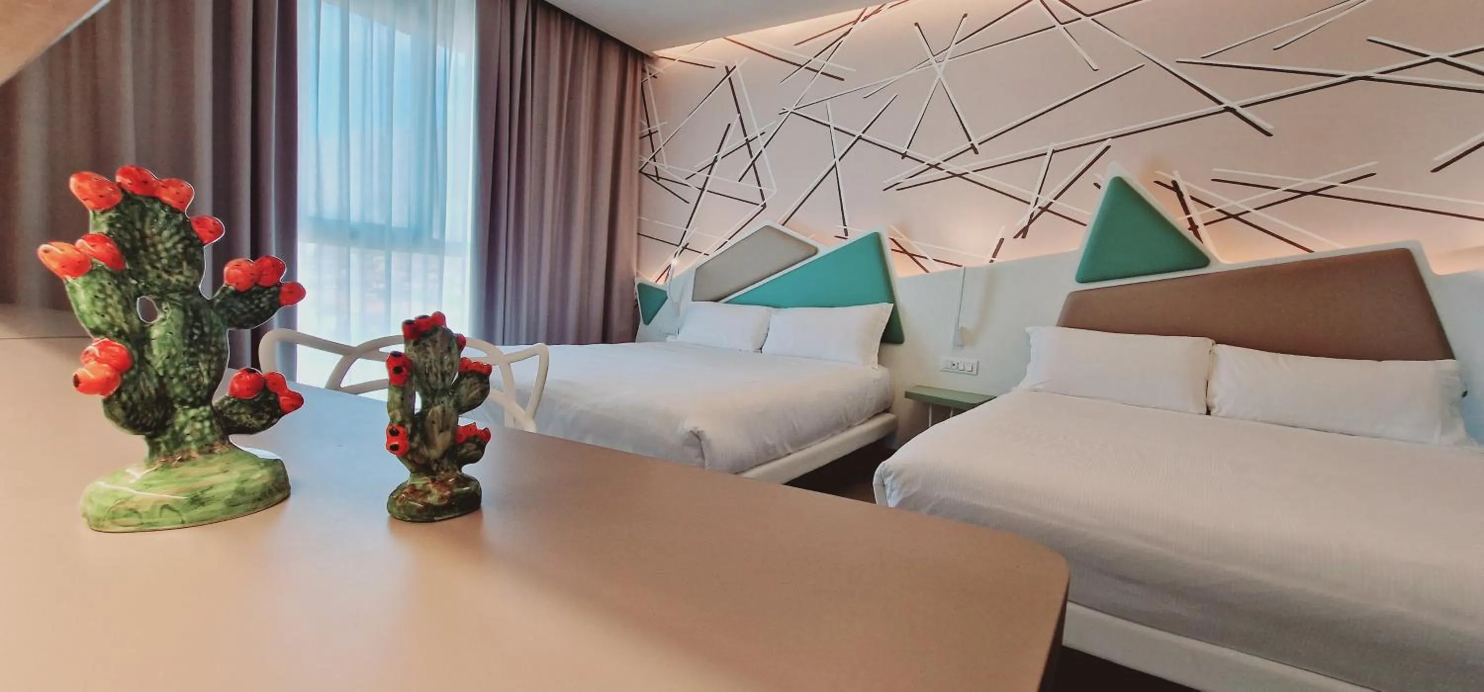 Bed in Saracen Sands Hotel & Congress Centre - Palermo