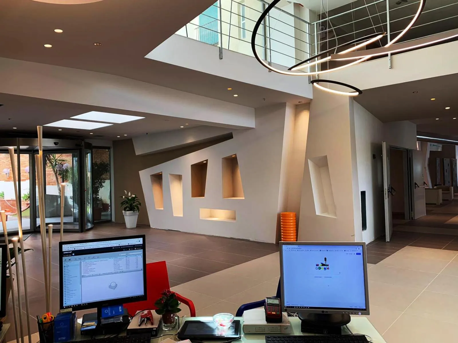 Facade/entrance in Saracen Sands Hotel & Congress Centre - Palermo