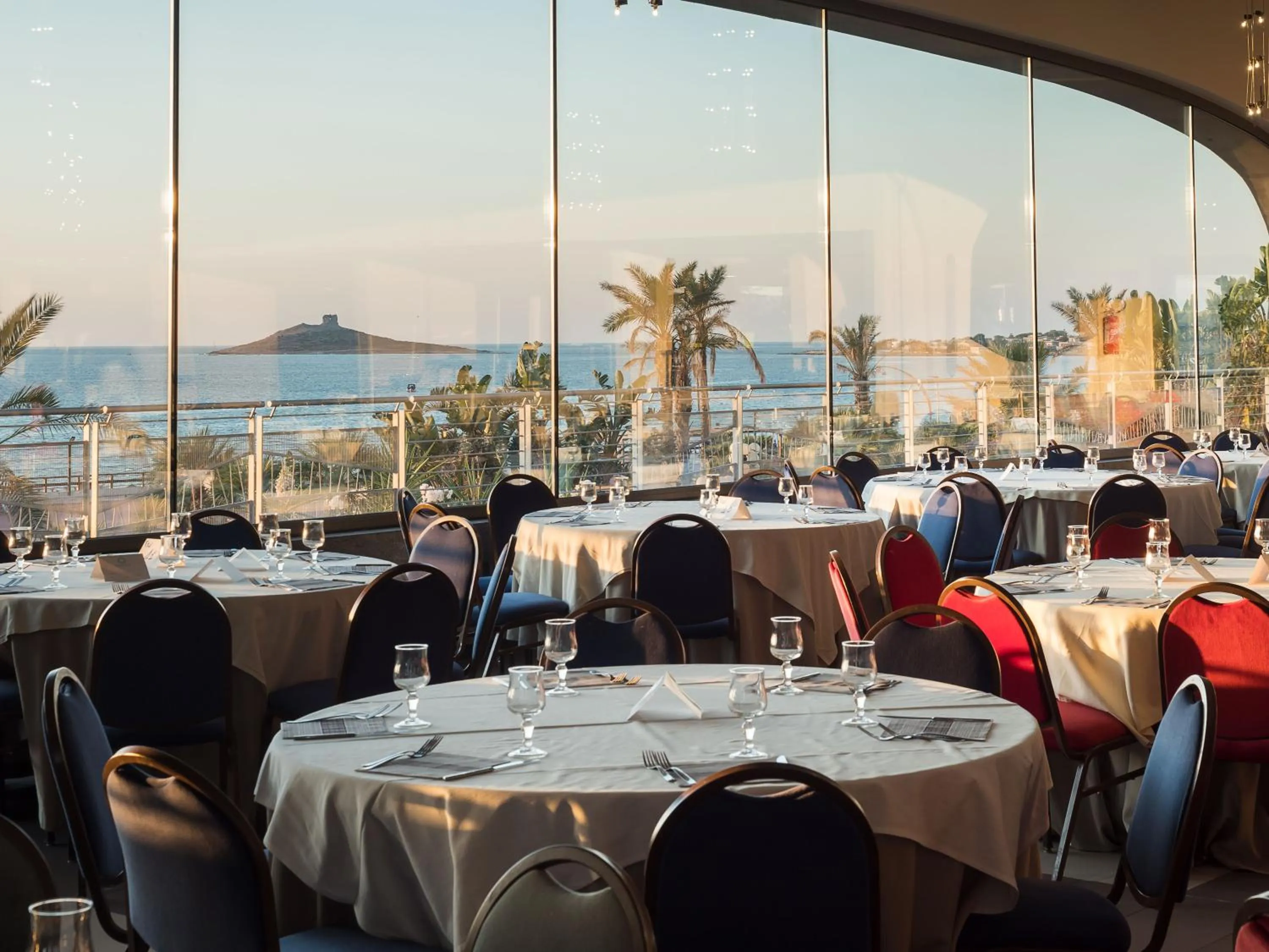 Restaurant/places to eat in Saracen Sands Hotel & Congress Centre - Palermo