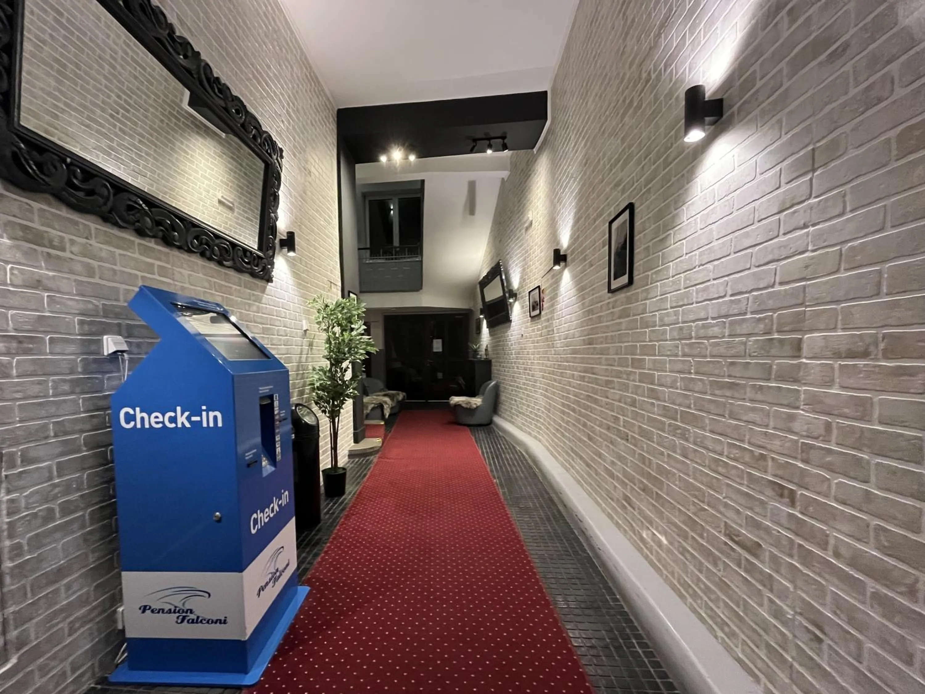 Lobby or reception in Pension Falconi