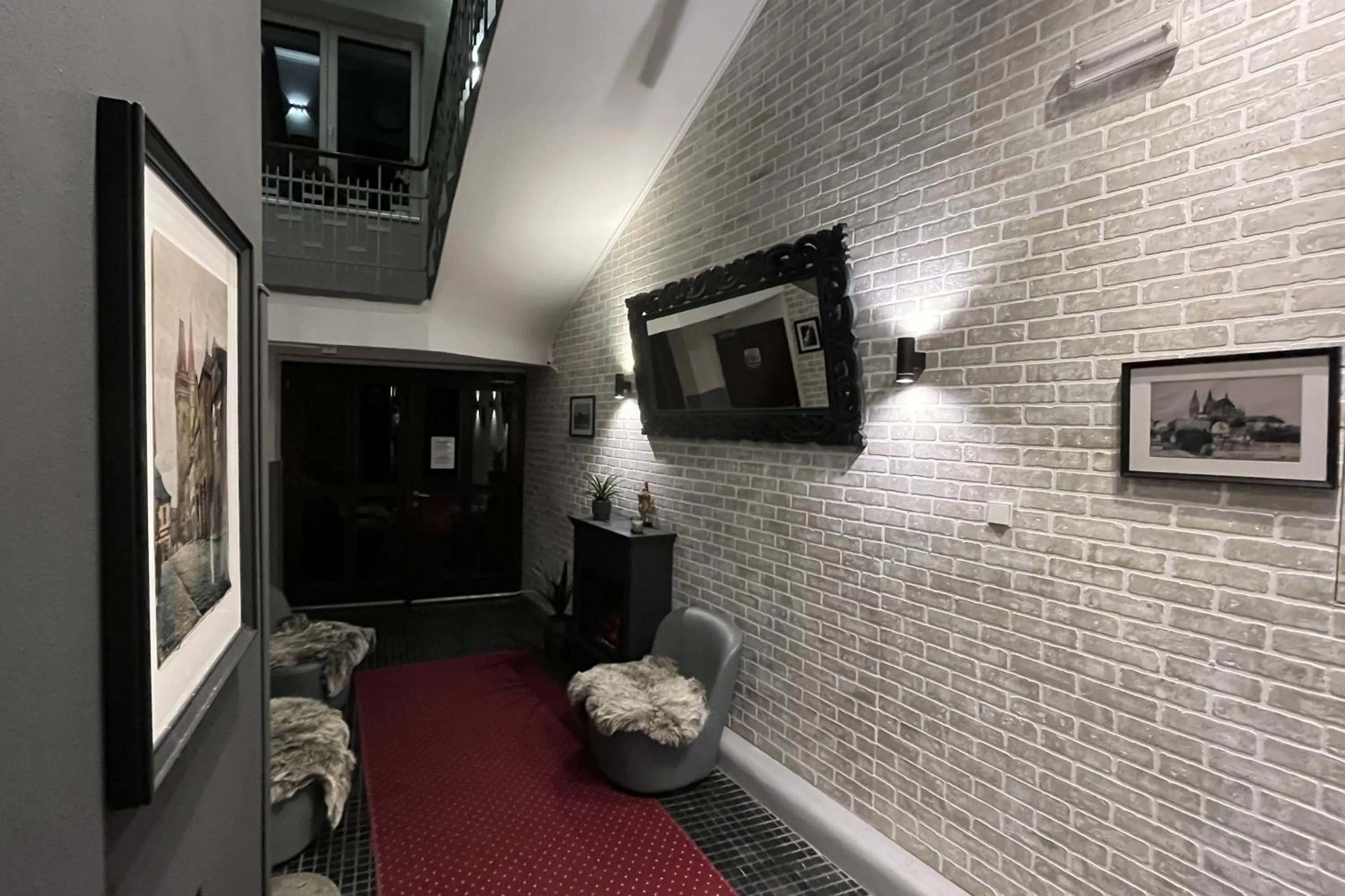 Property building in Pension Falconi