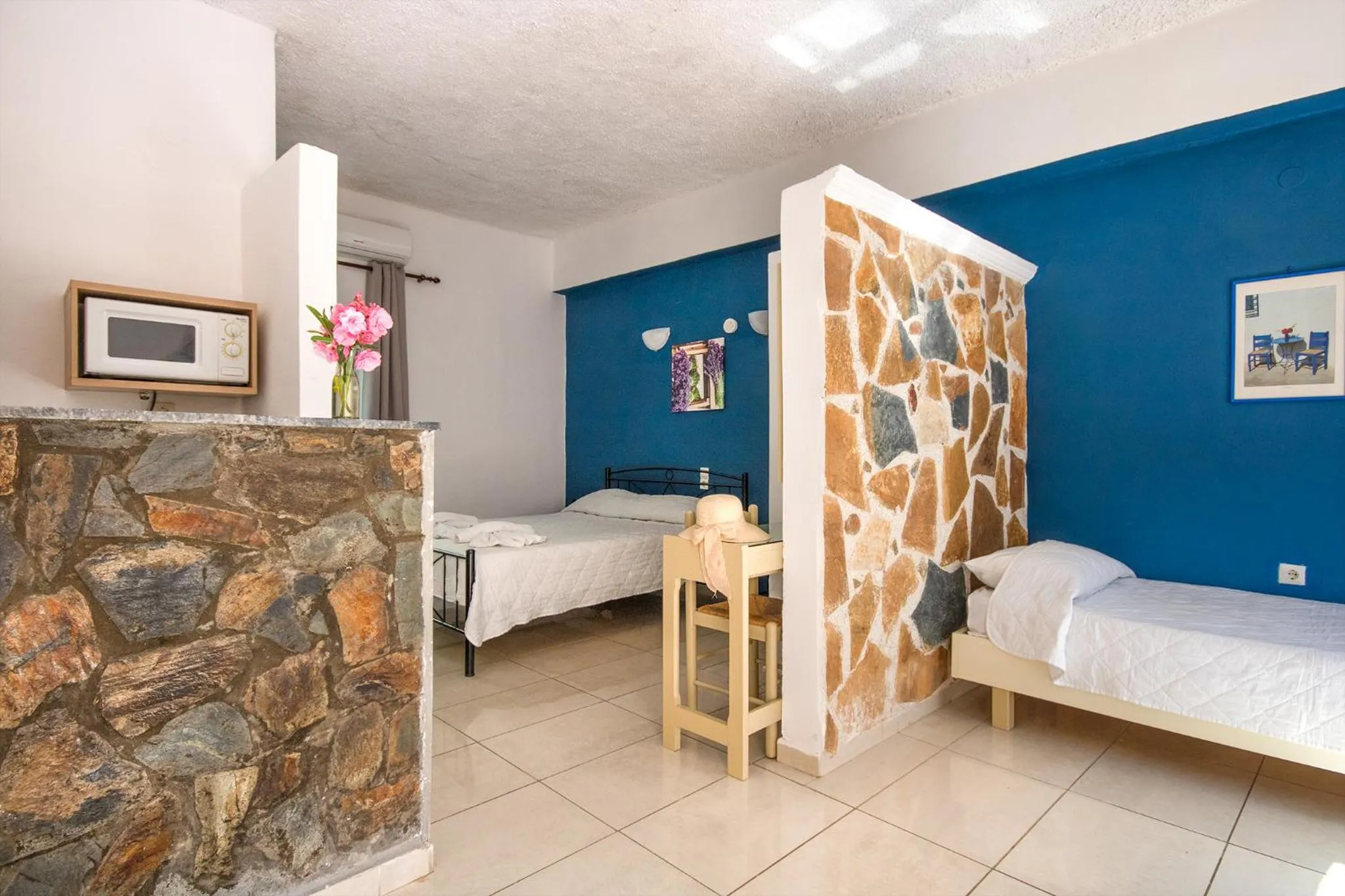 Bed in Stavros Villas&Apartments