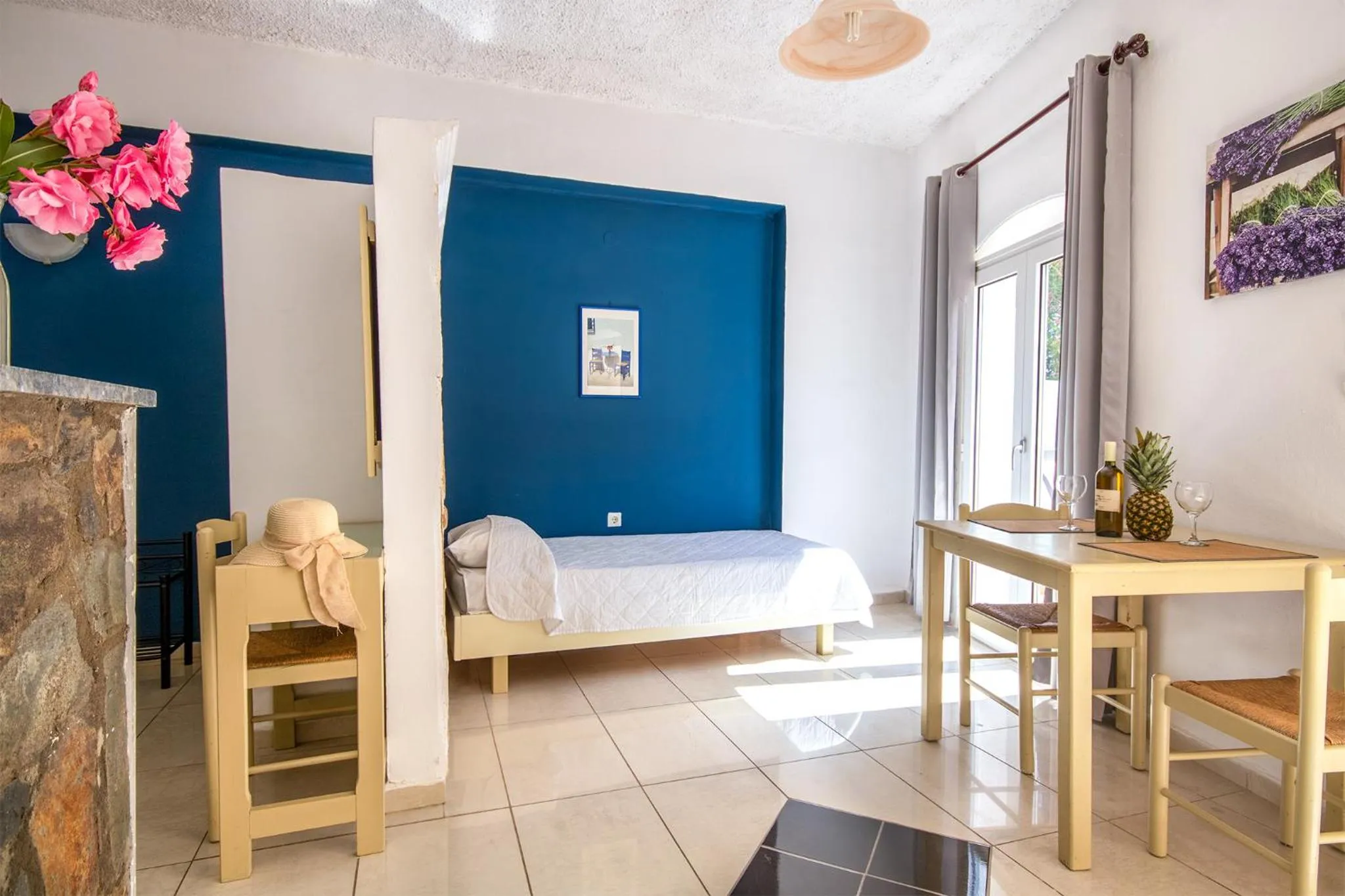 Photo of the whole room, Bed in Stavros Villas&Apartments