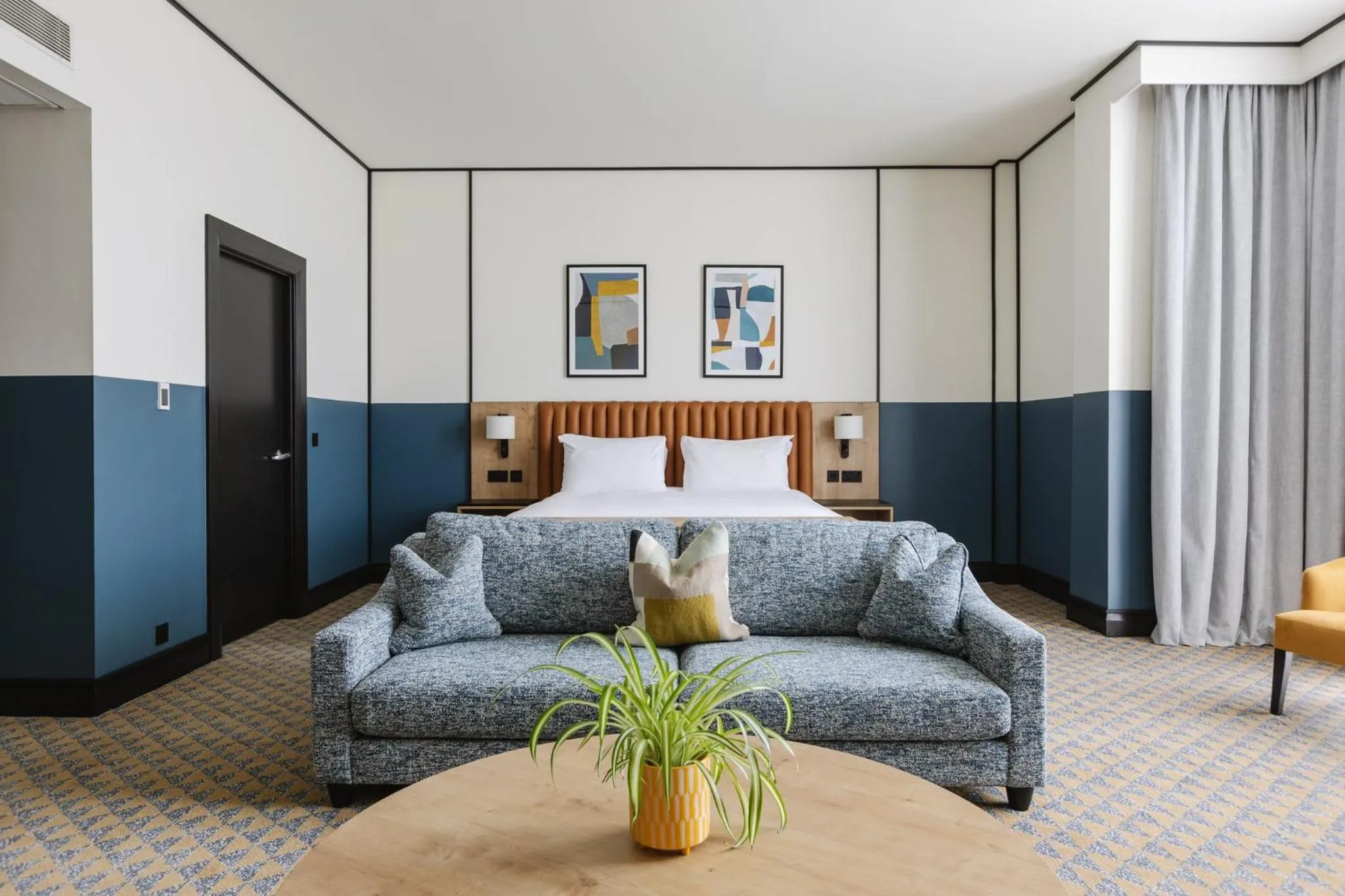 Photo of the whole room in Radisson Blu Hotel Belfast