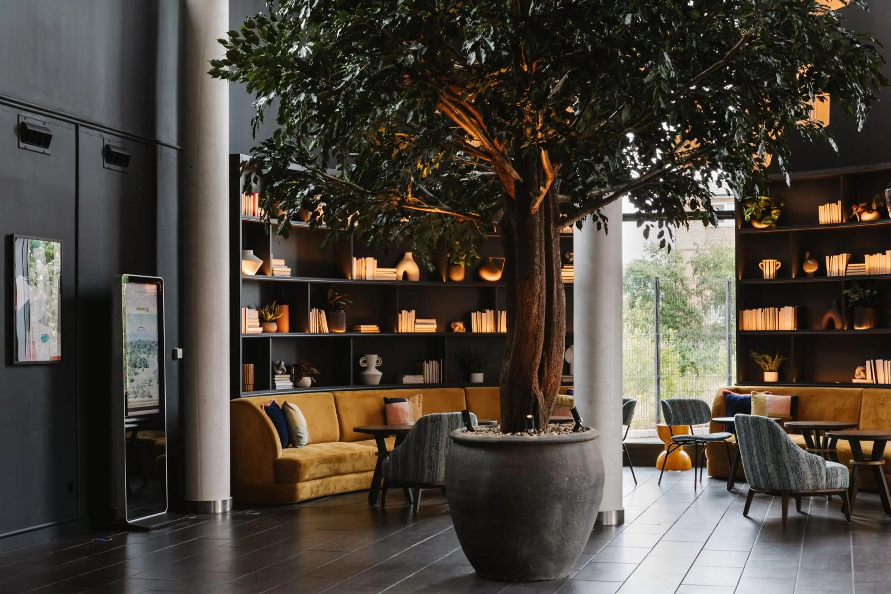 Seating area in Radisson Blu Hotel Belfast