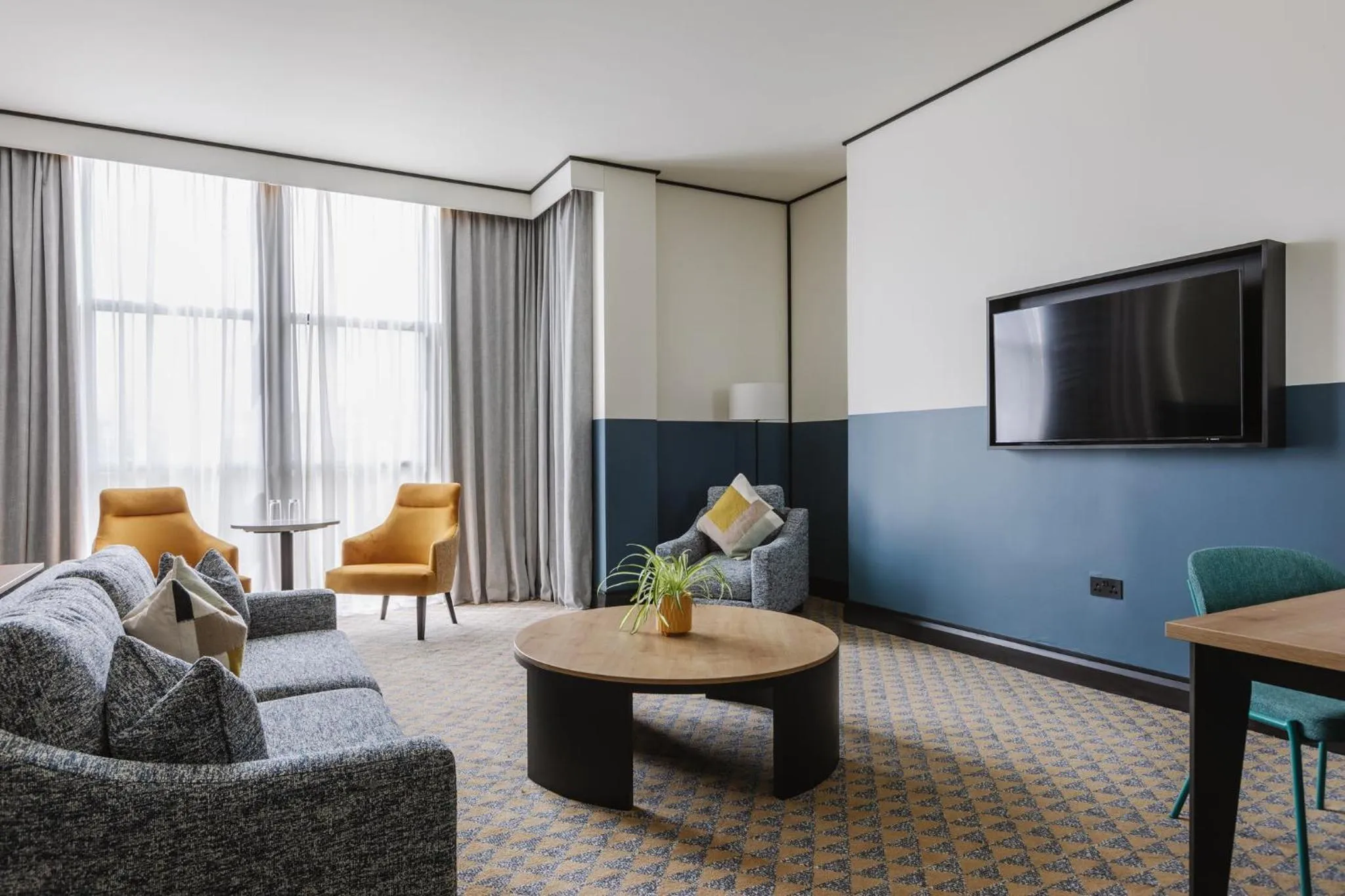 Photo of the whole room in Radisson Blu Hotel Belfast