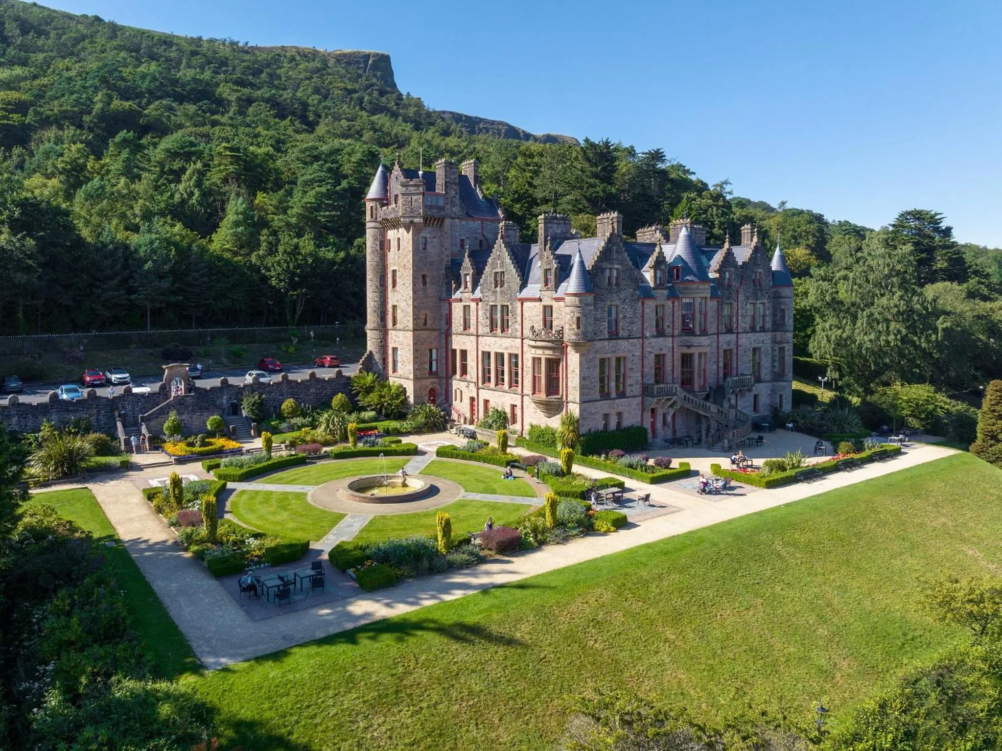 Nearby landmark in Radisson Blu Hotel Belfast
