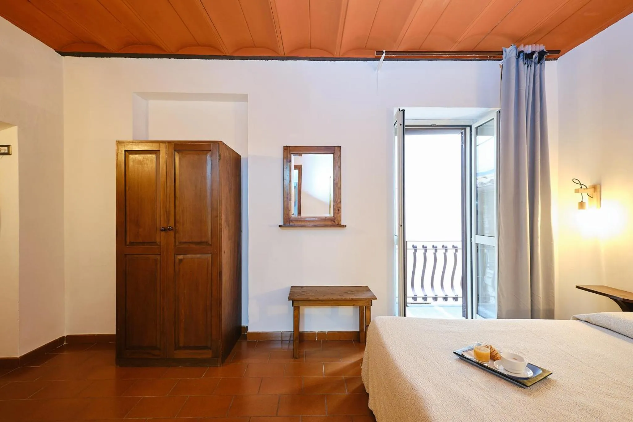 Bed in Albergo Della Posta