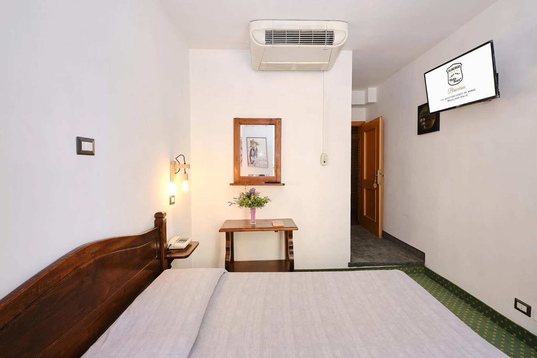 Bed in Albergo Della Posta