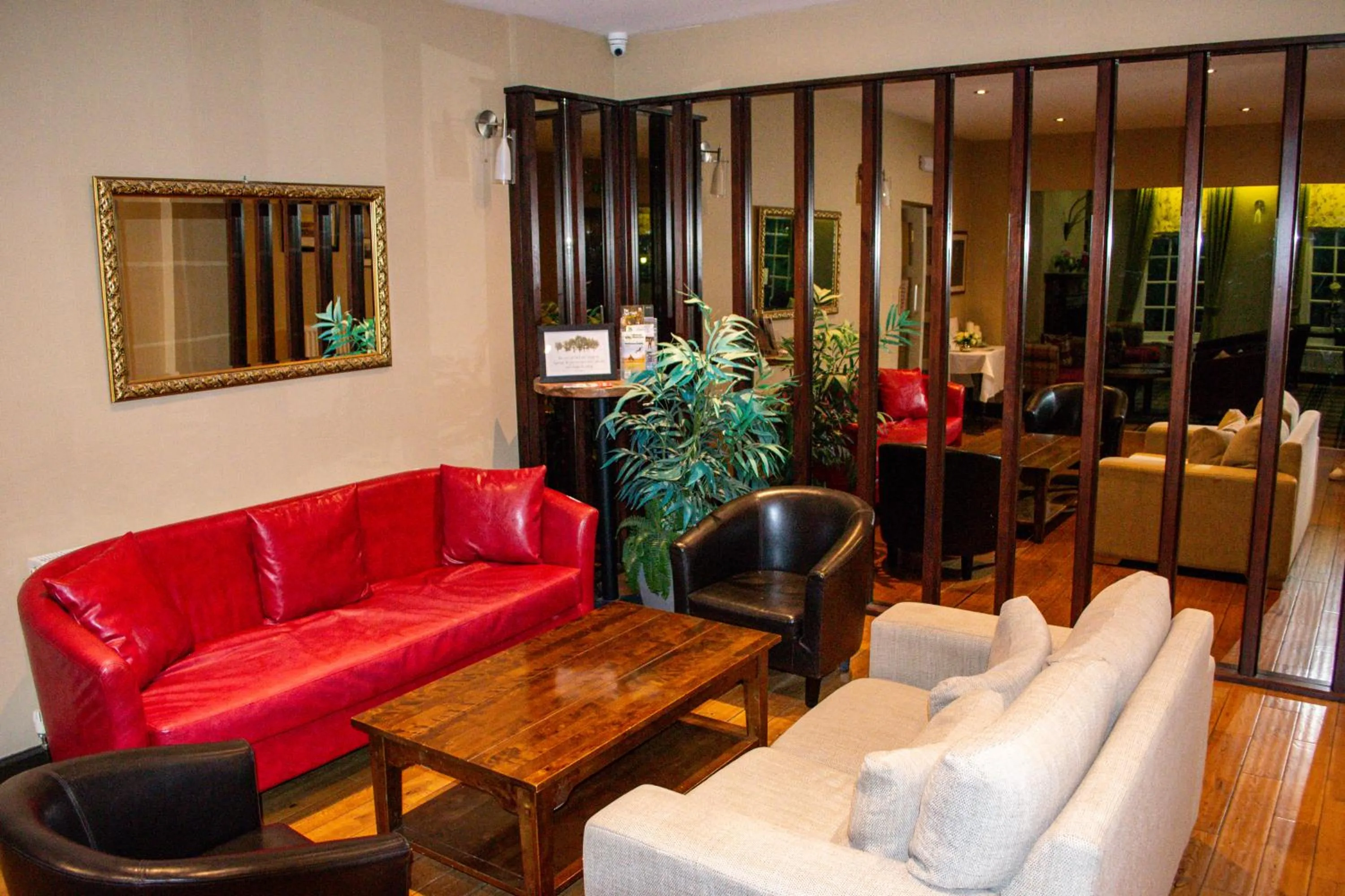 Ty Newydd Country Hotel