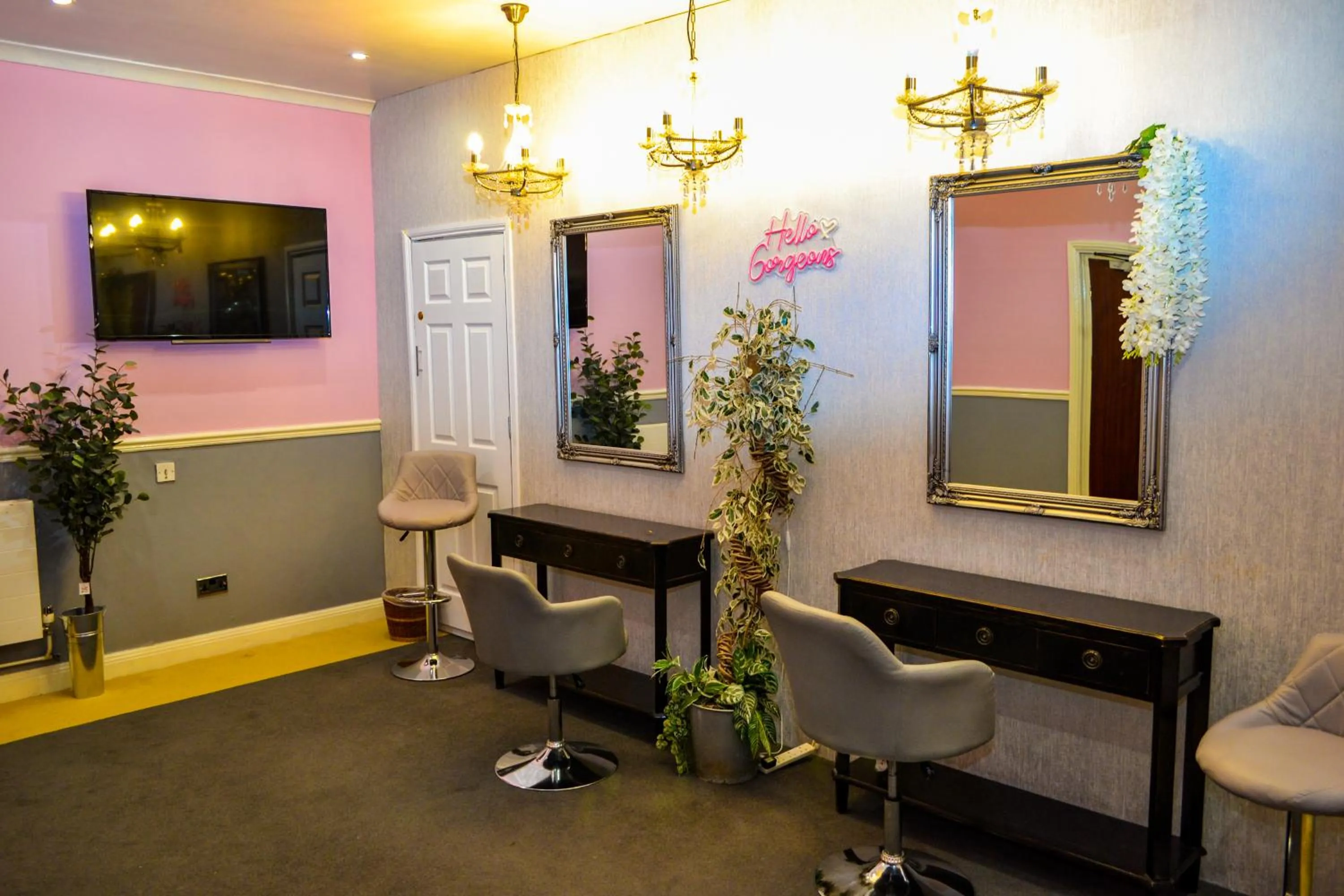 Ty Newydd Country Hotel