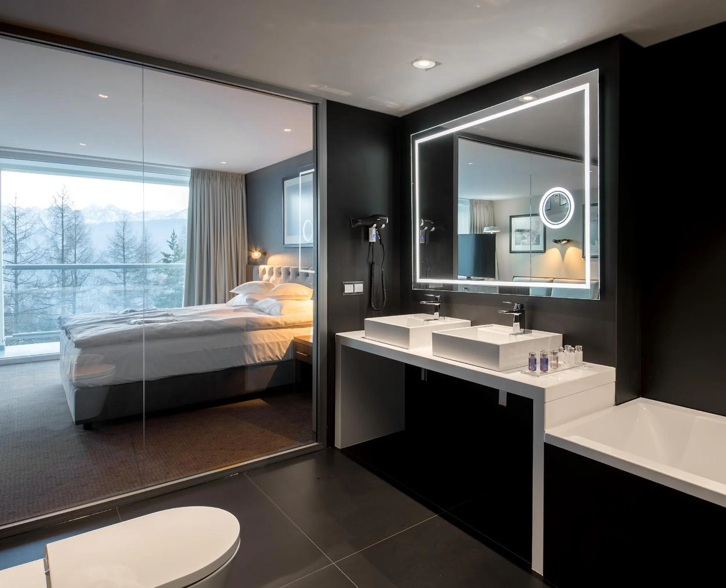 Bed in Hotel HARNAŚ dla dorosłych z widokiem na Tatry - Adults only