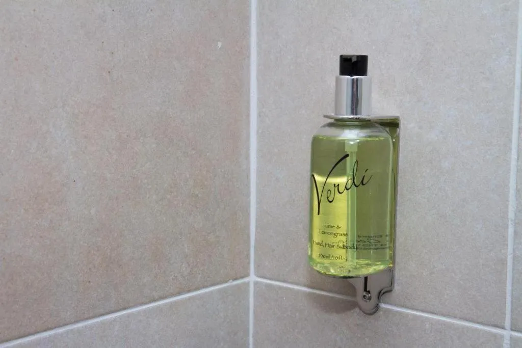 Bathroom in Hill Park Hotel