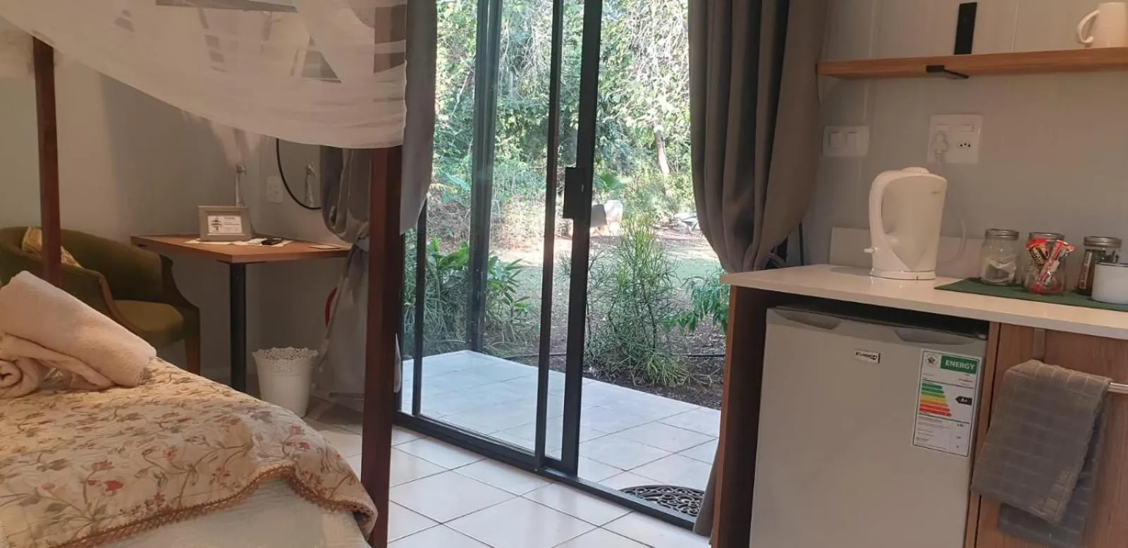 Bed in Kruger Allo B&B