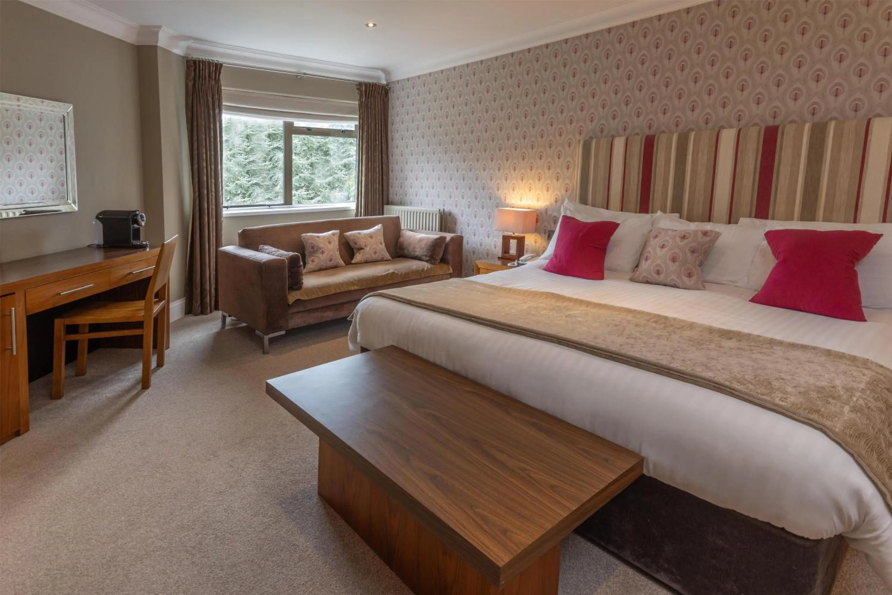 Bedroom, Bed in Best Western Plus Centurion Hotel