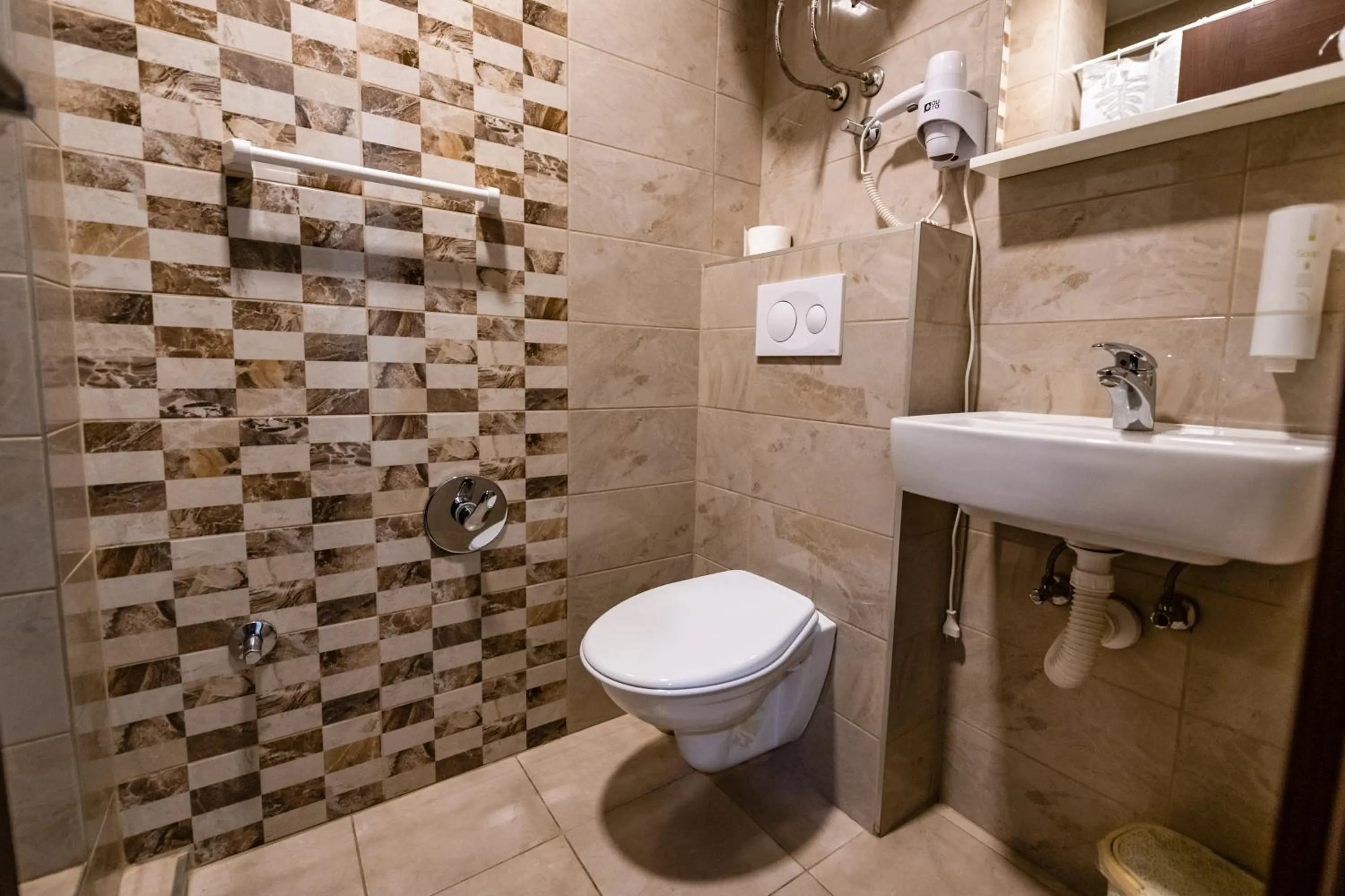 Bathroom in Hotel Oasis