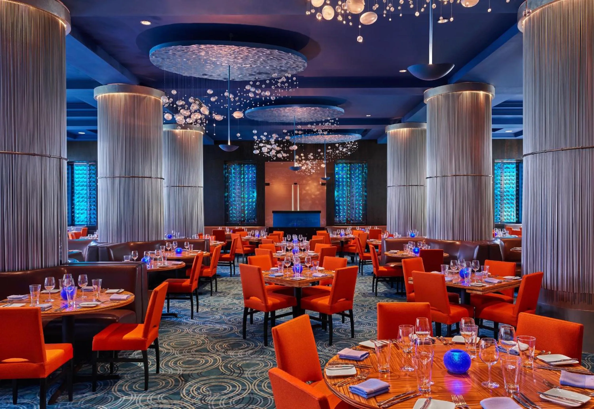 Restaurant/places to eat in Walt Disney World Swan