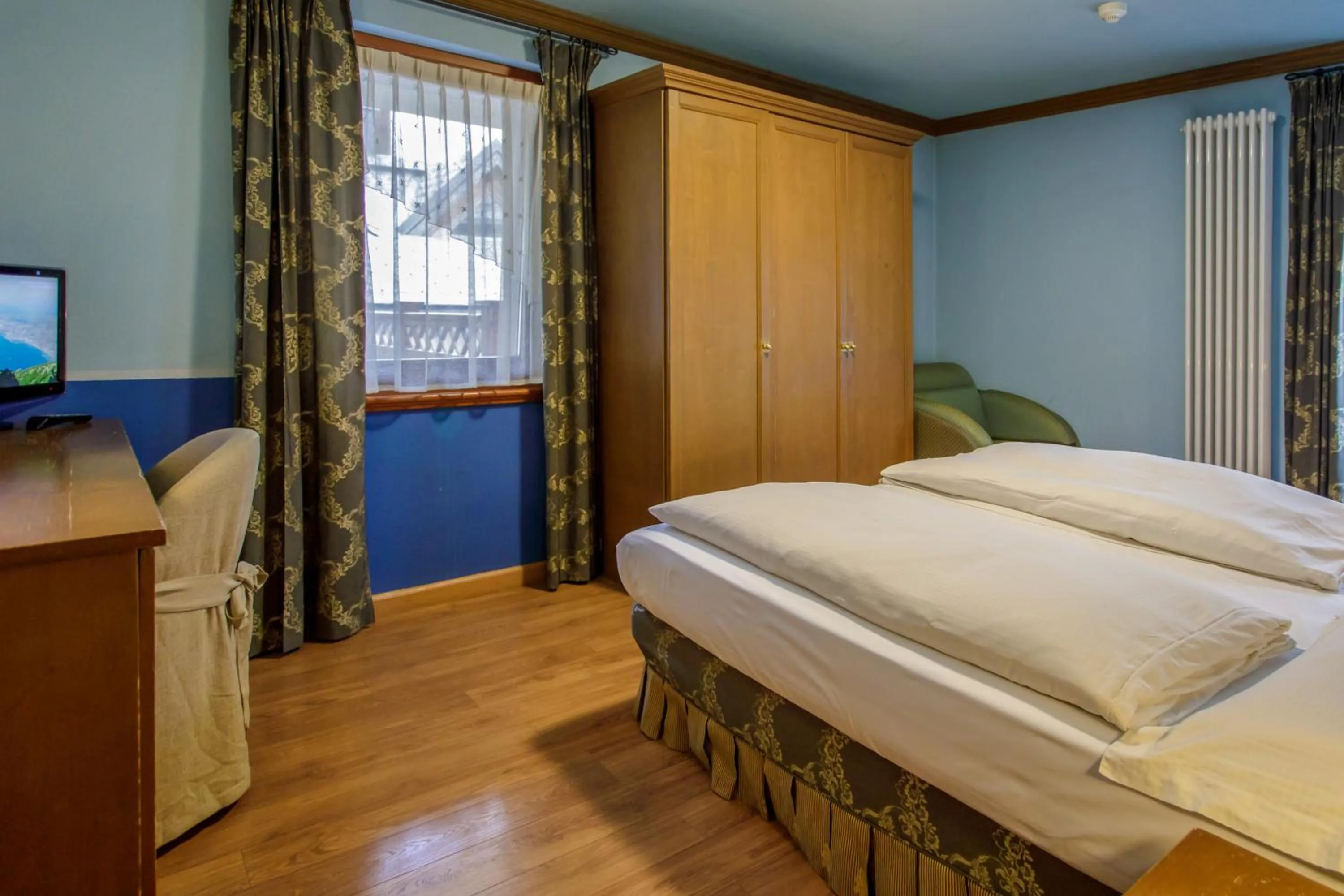 Photo of the whole room, Bed in Hotel Compagnoni