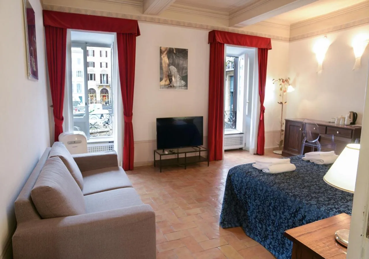 Bedroom, Bed in Farnese 48