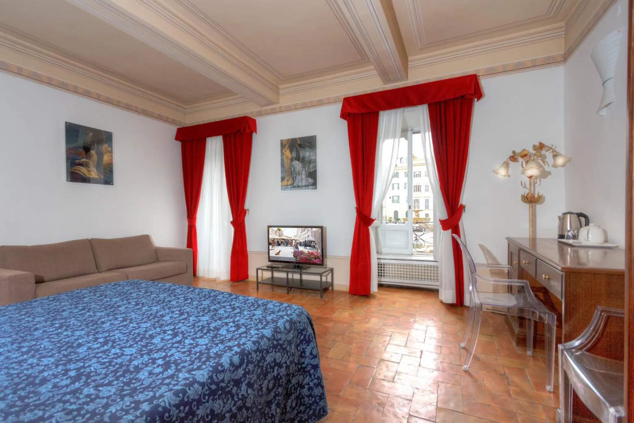 TV and multimedia, Bed in Farnese 48