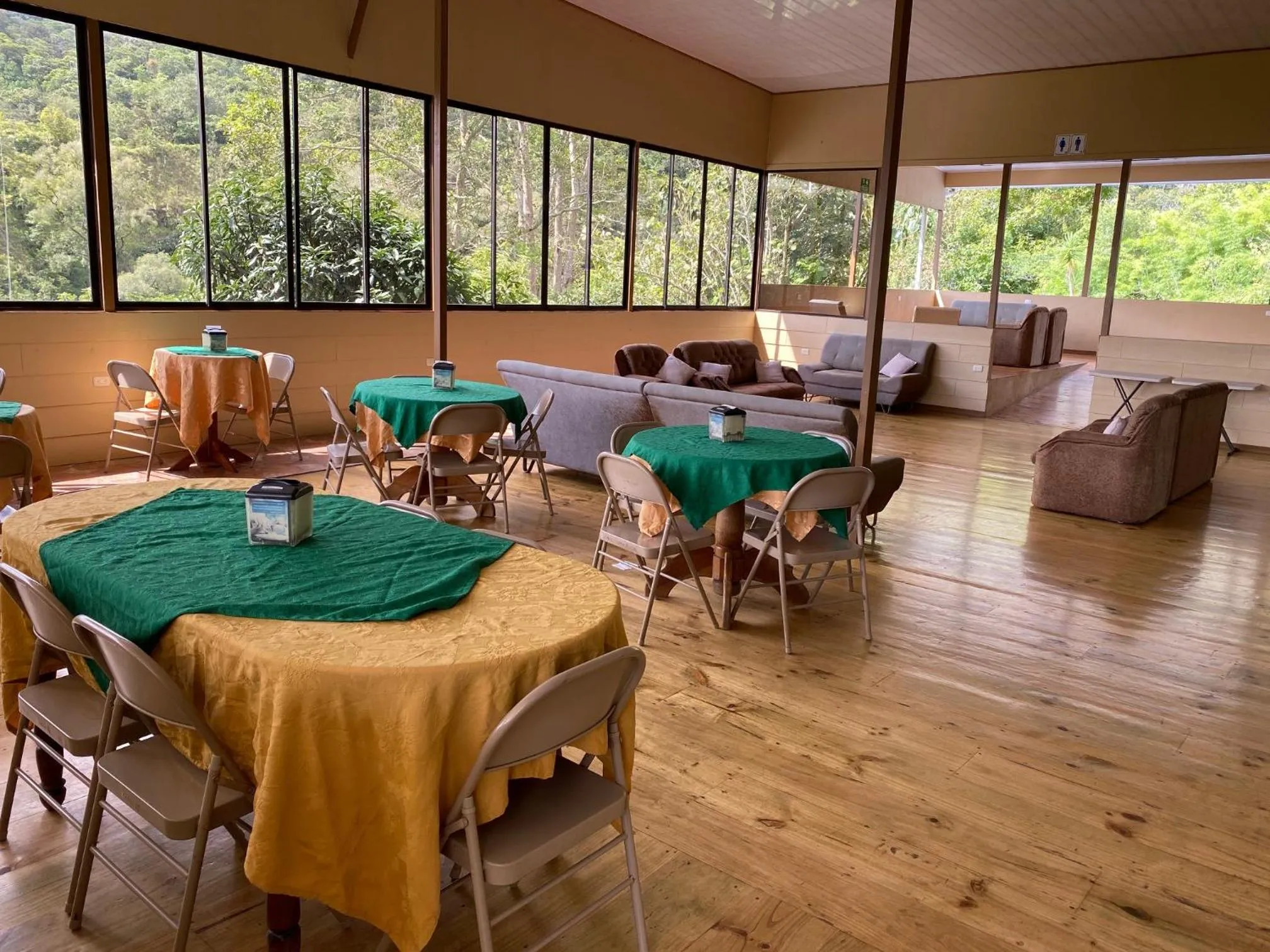Living room in Hotel Uran