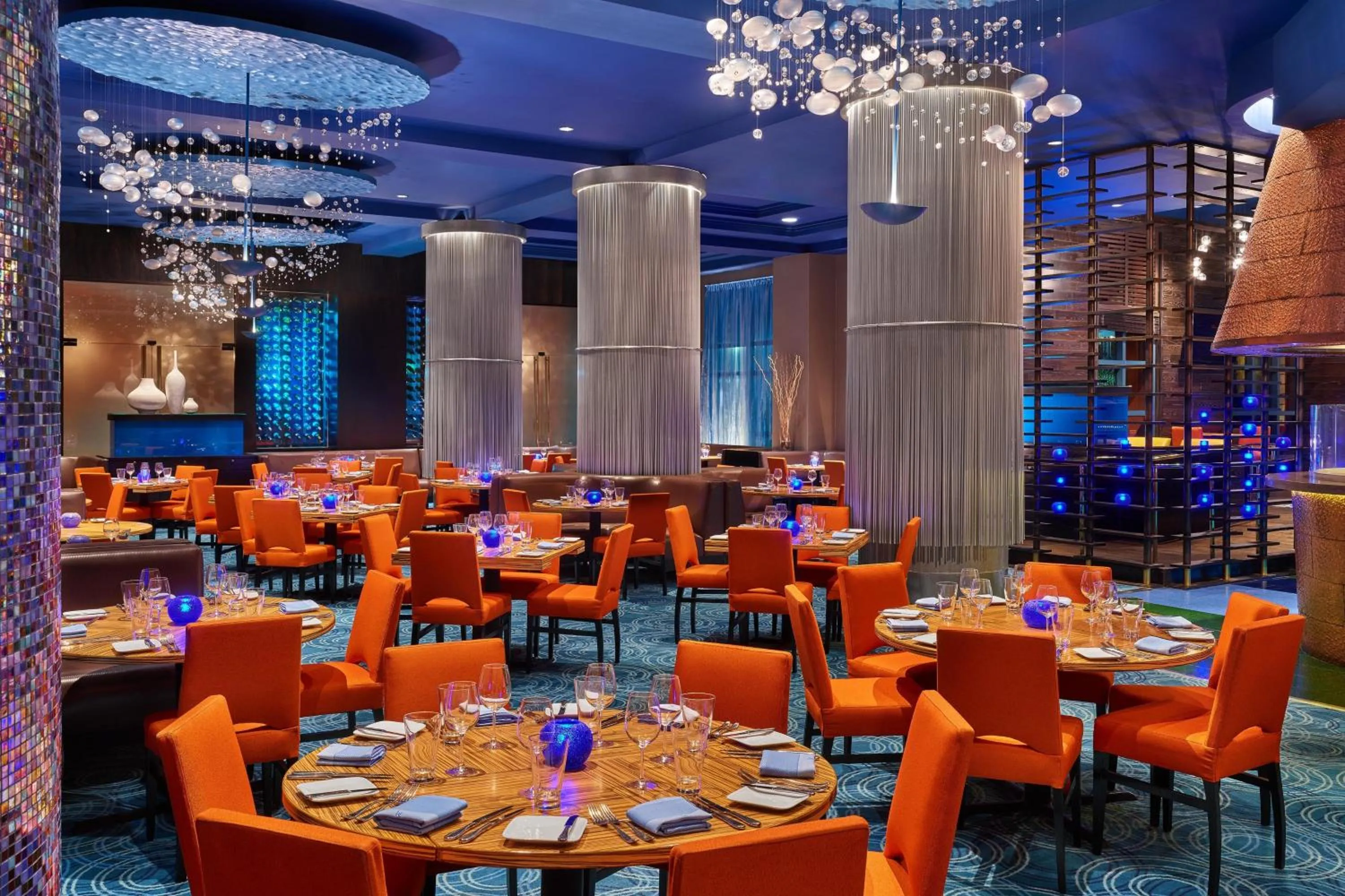 Restaurant/places to eat in Walt Disney World Dolphin