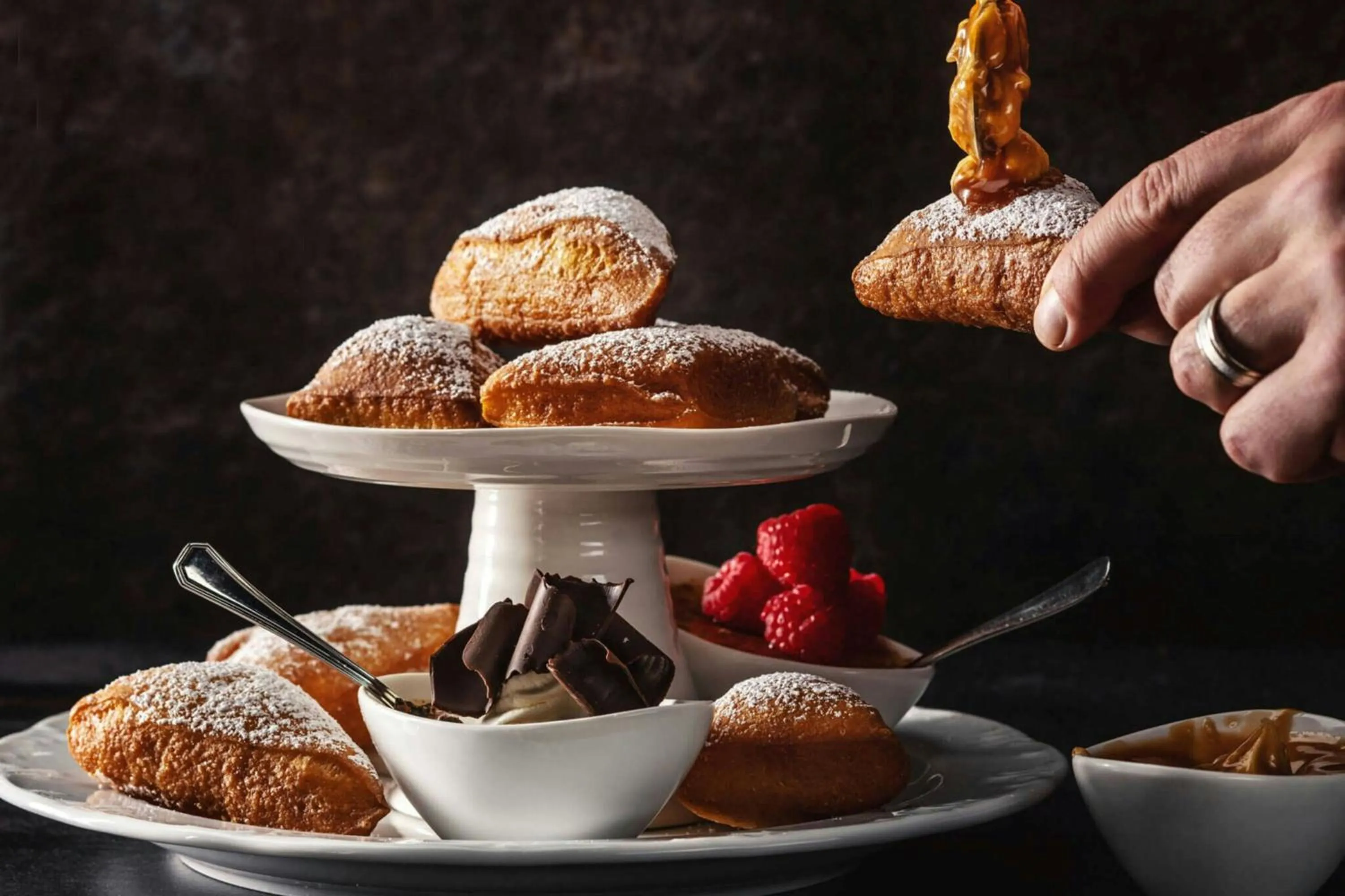 Restaurant/places to eat in Walt Disney World Dolphin