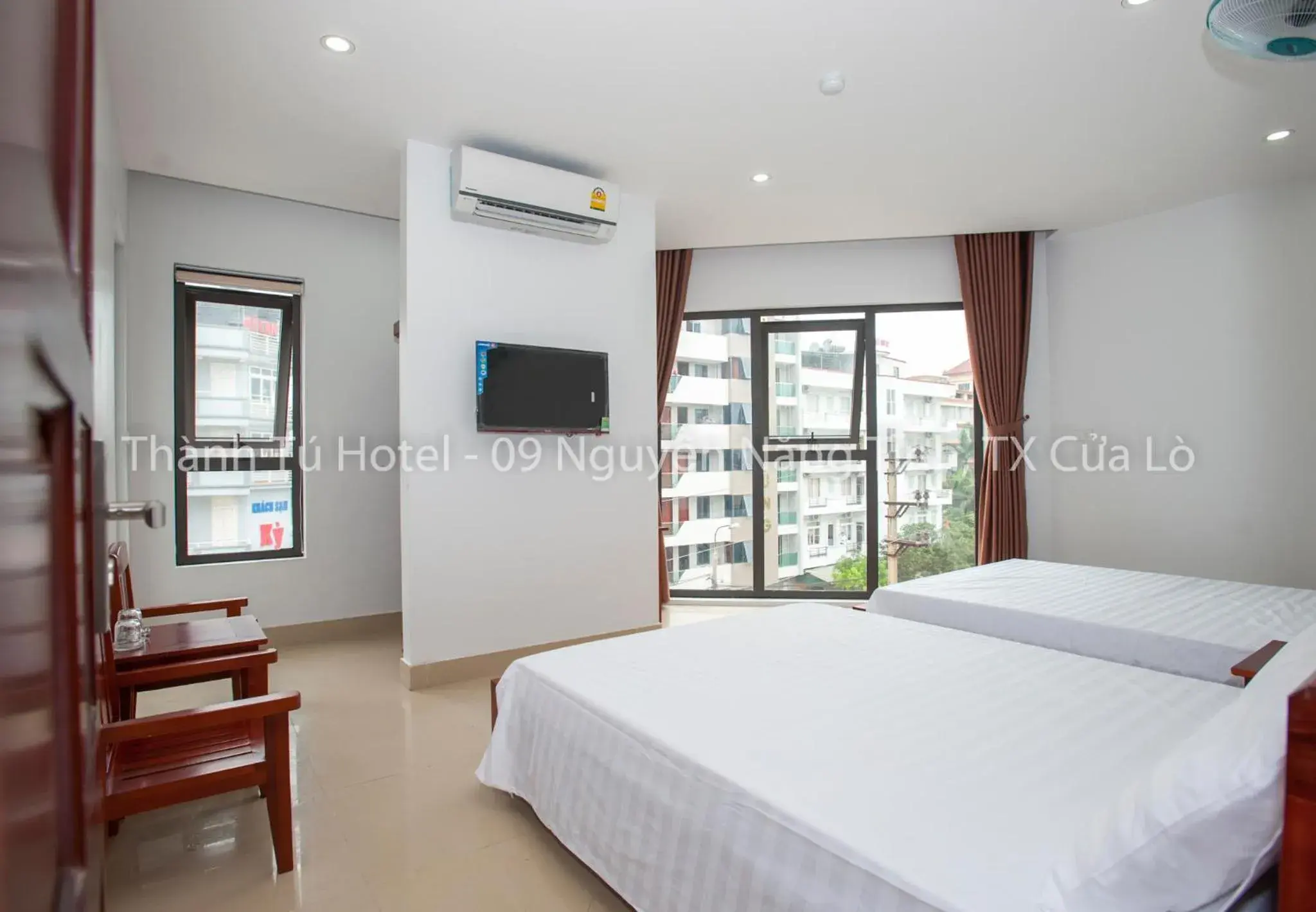 Large Double or Twin Room in Thanh Tu Hotel Large Double or Twin Room in Thanh Tu Hotel