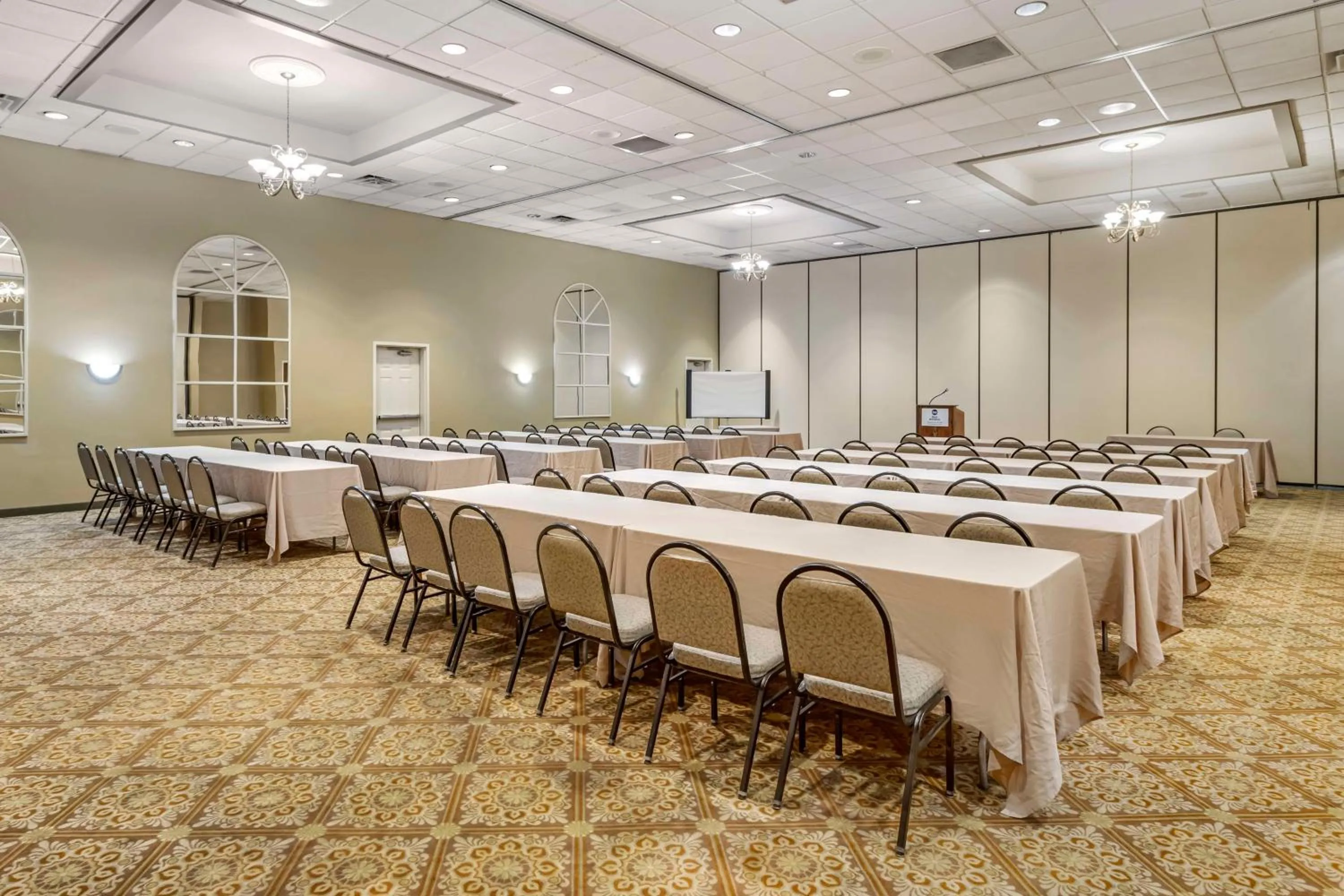 Meeting/conference room in Best Western of Alexandria Inn & Suites & Conference Center