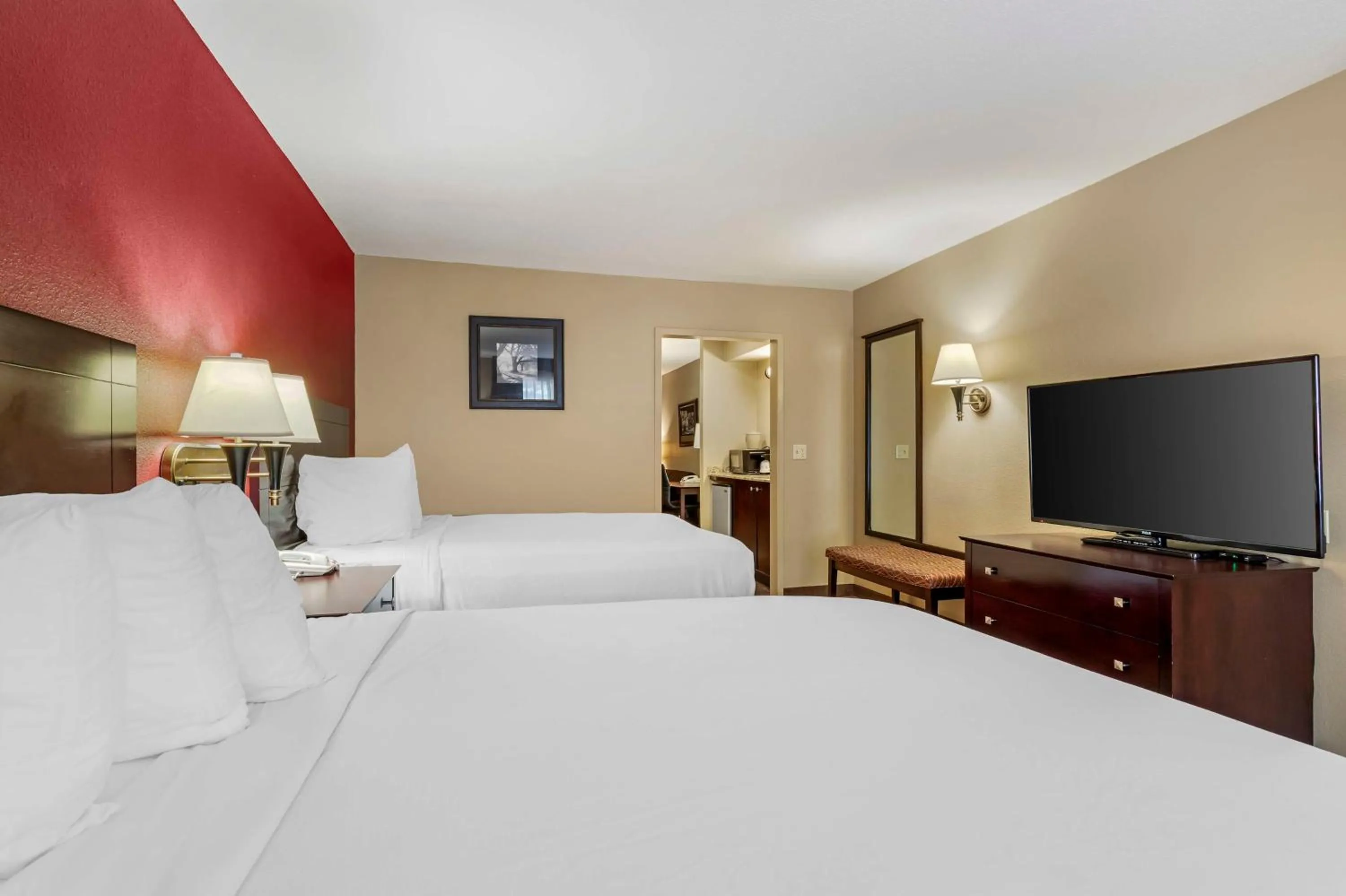 Bedroom, Bed in Best Western of Alexandria Inn & Suites & Conference Center