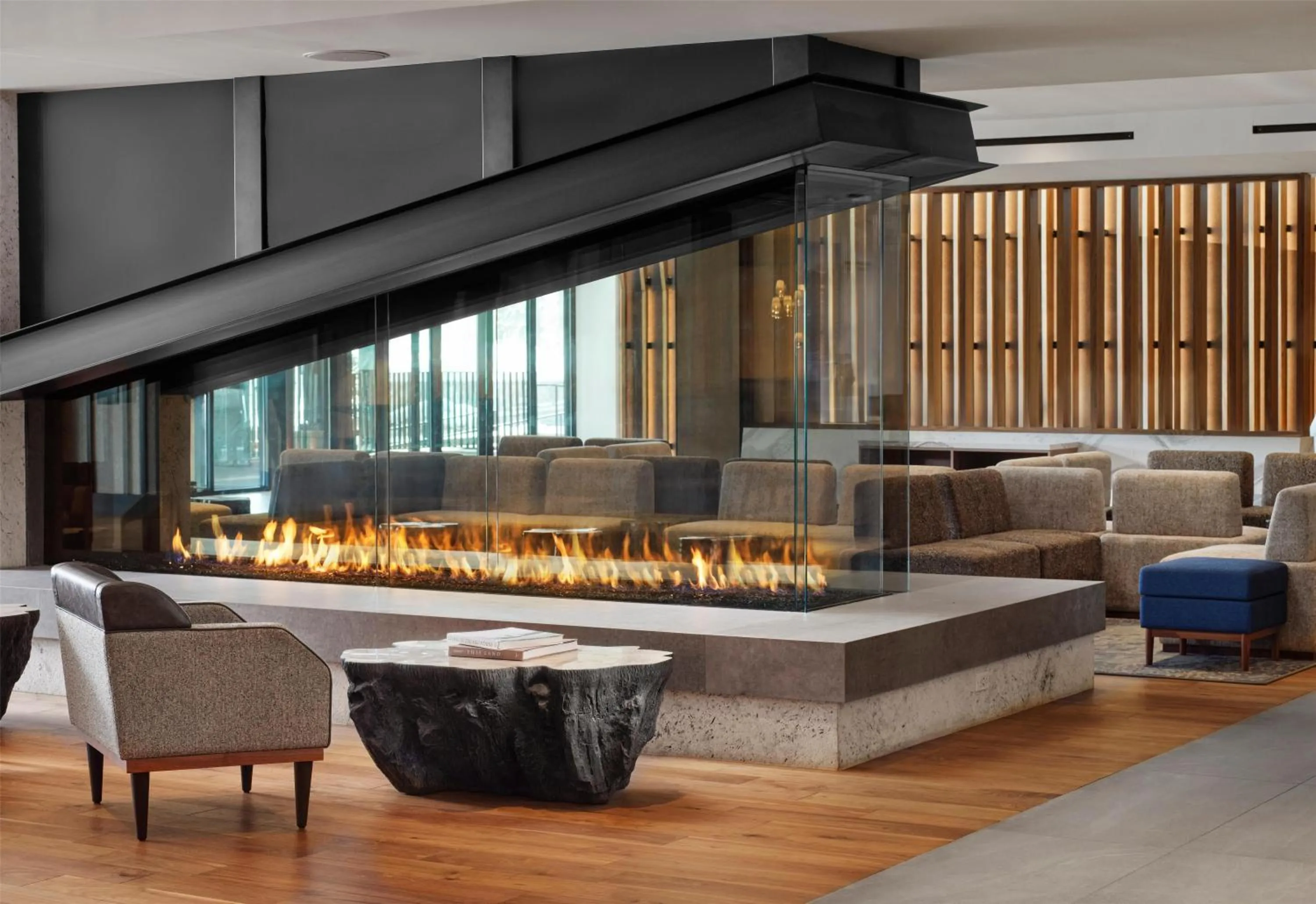 Lobby or reception in Hotel Alpenrock Breckenridge, Curio Collection by Hilton