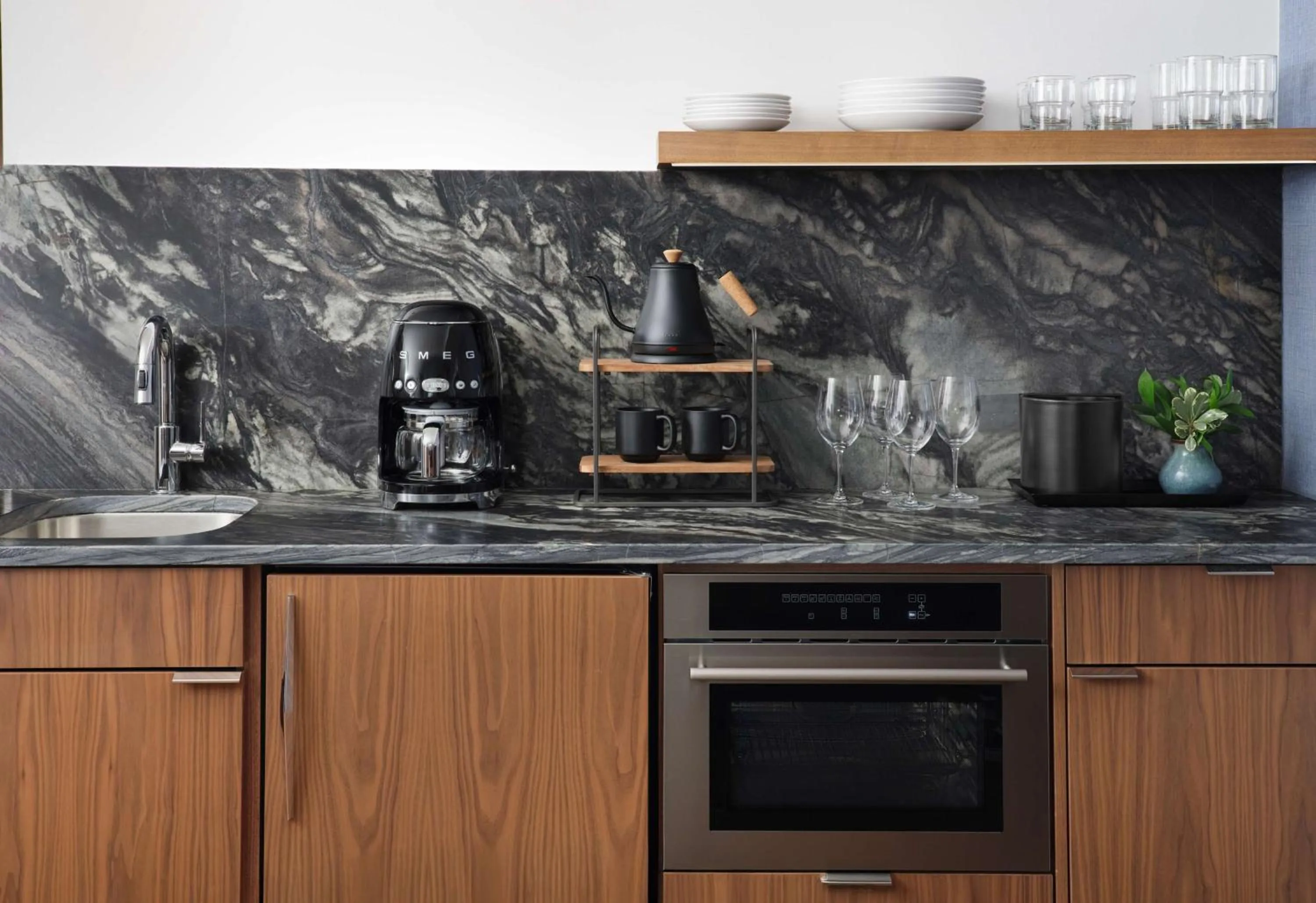 Kitchen or kitchenette in Hotel Alpenrock Breckenridge, Curio Collection by Hilton