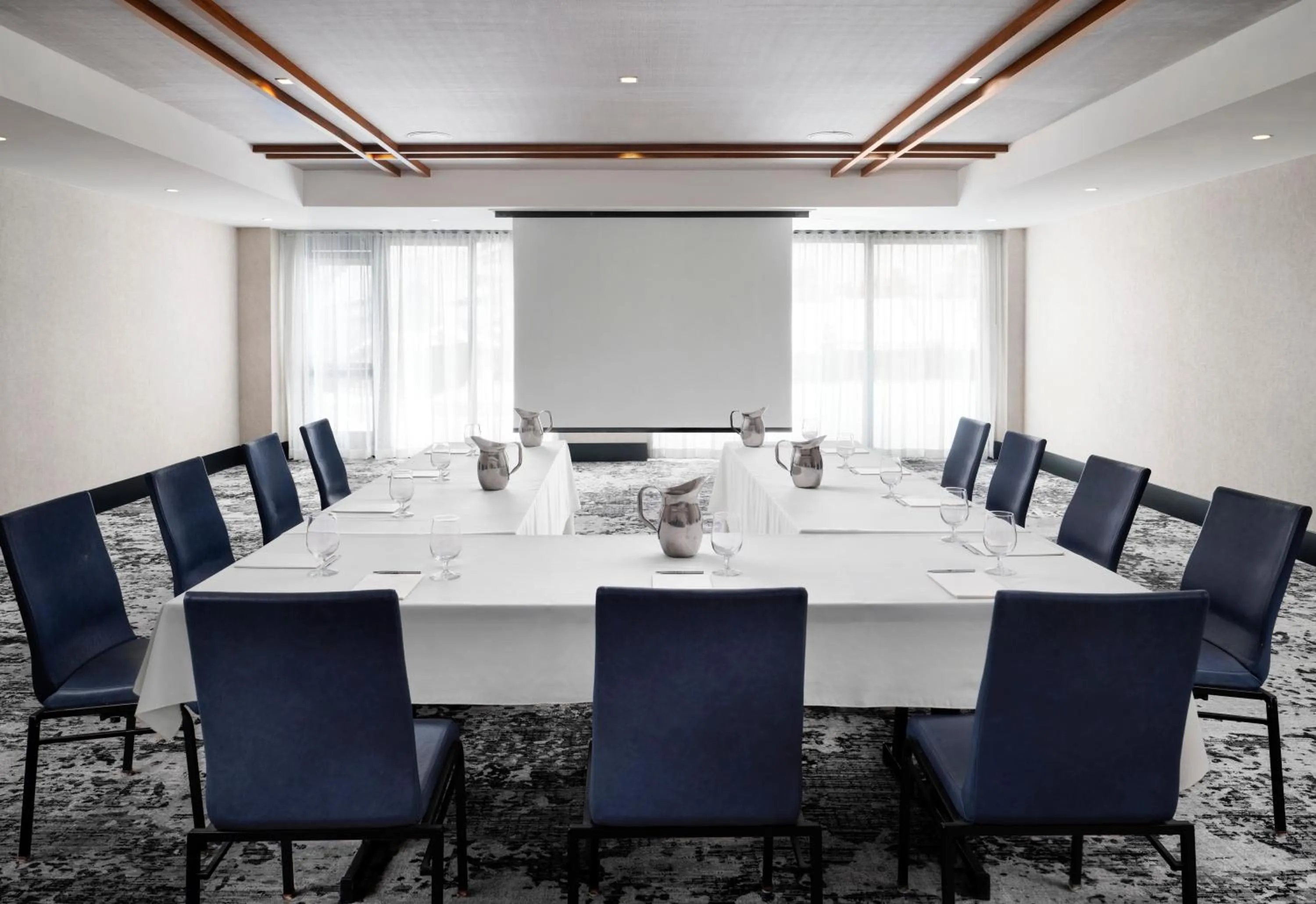 Meeting/conference room in Hotel Alpenrock Breckenridge, Curio Collection by Hilton