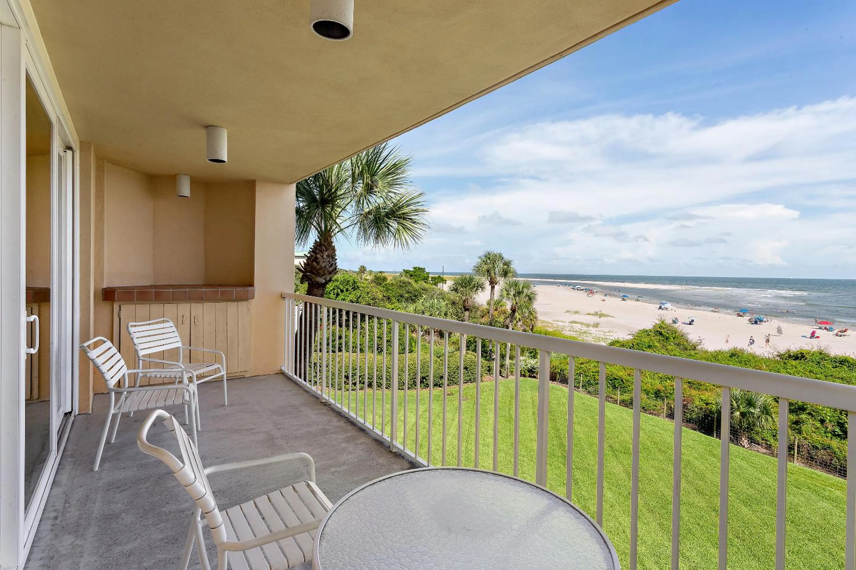 Balcony/Terrace in The King and Prince Beach & Golf Resort