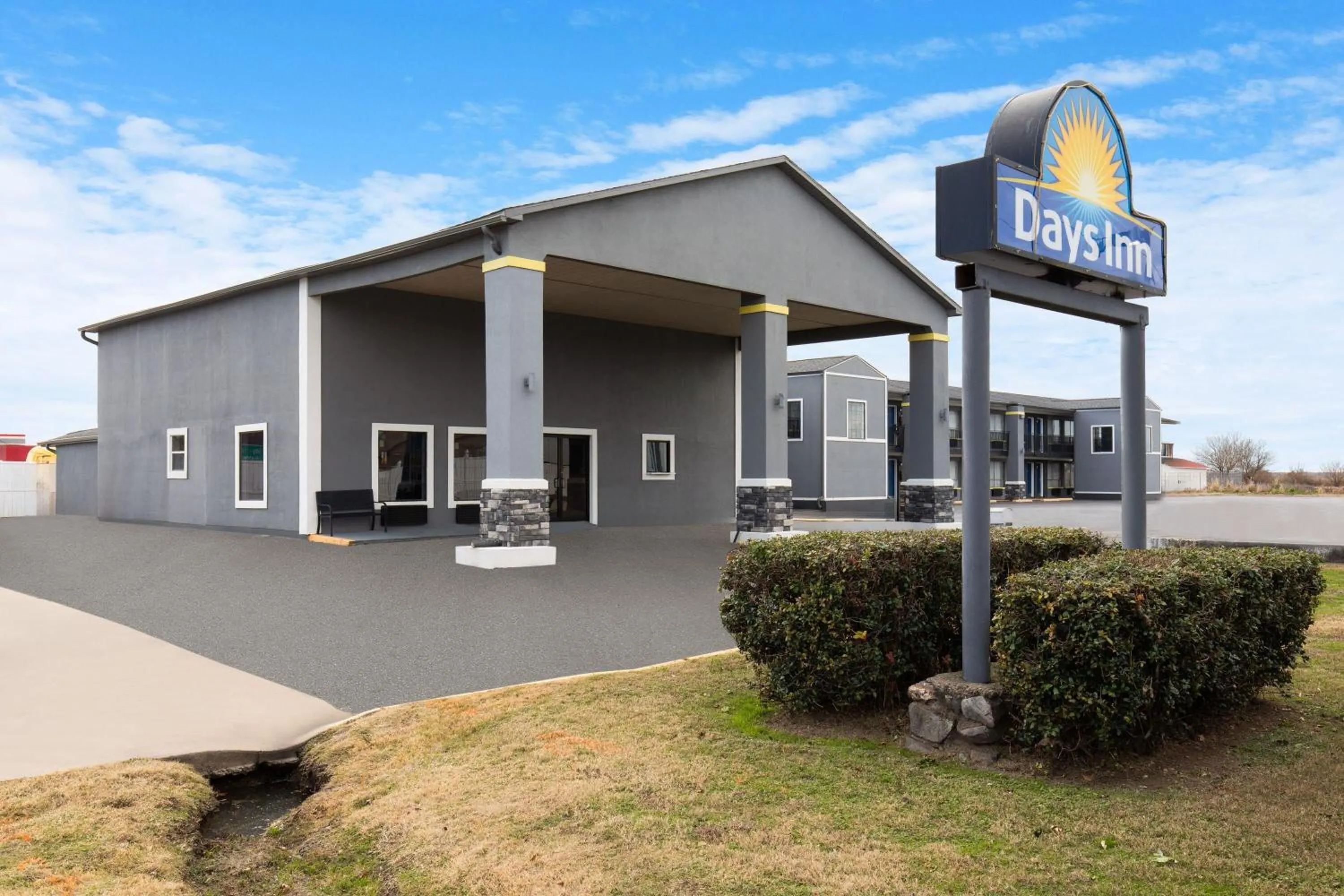 Property building in Days Inn by Wyndham Carlisle