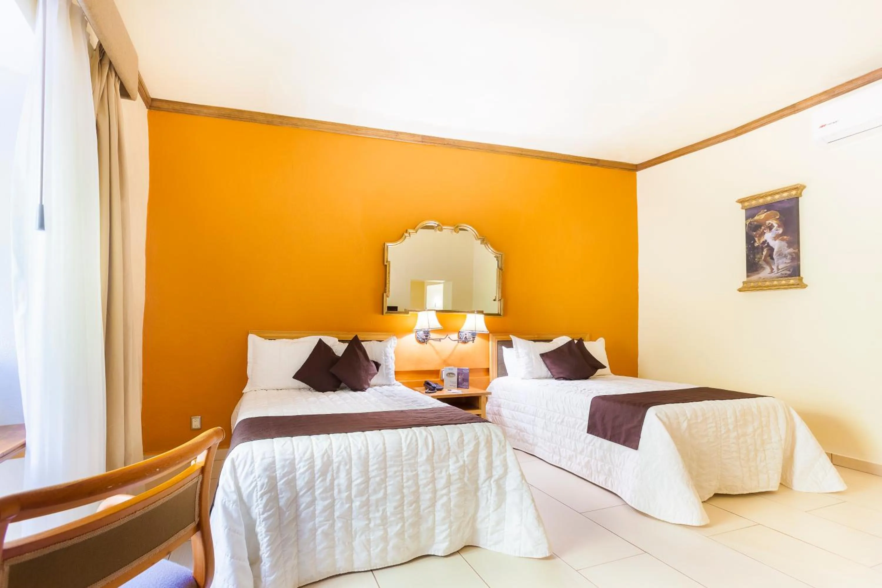 Photo of the whole room, Bed in Hotel Meson de Jobito