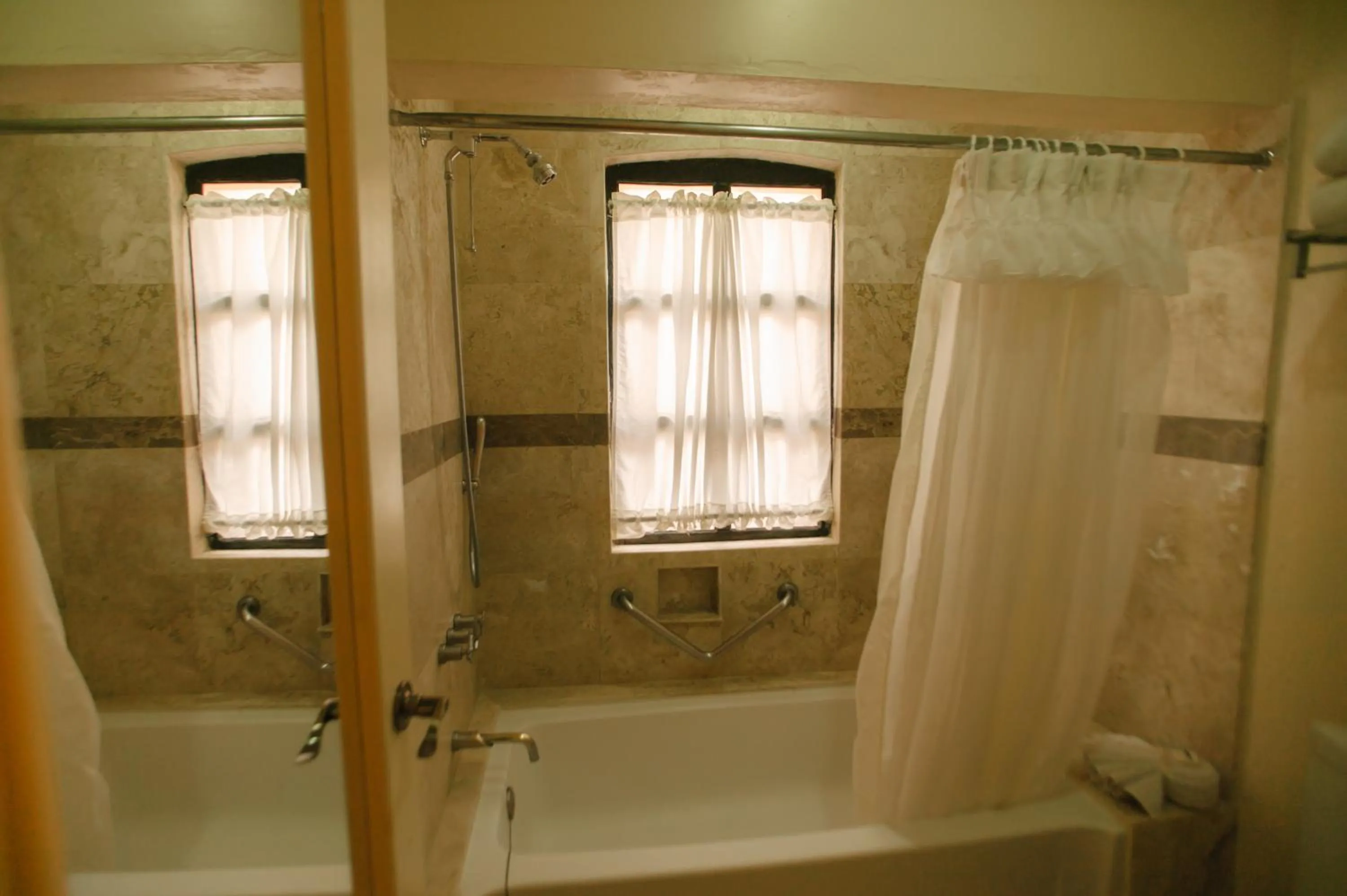 Bathroom in Hotel Meson de Jobito