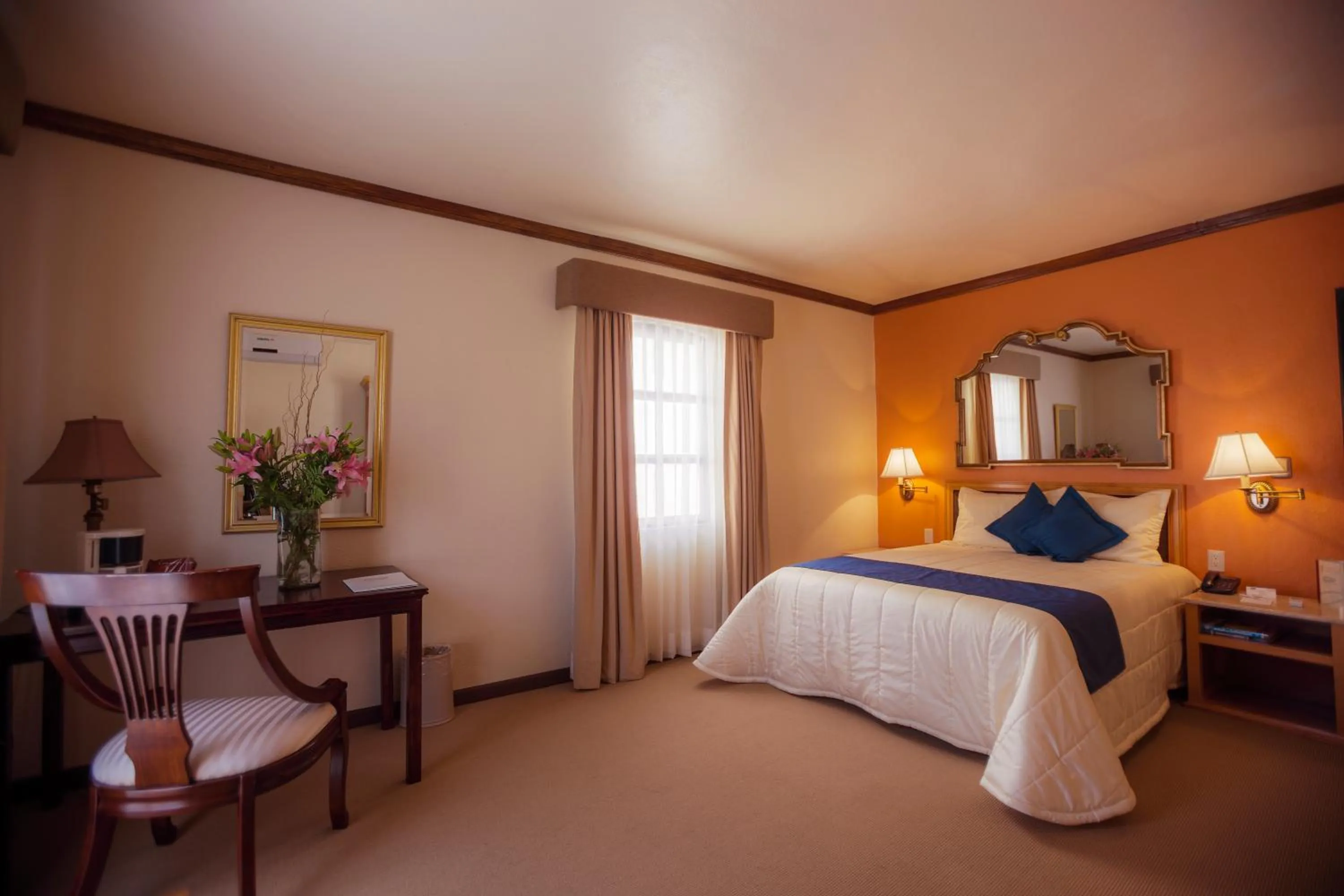 Photo of the whole room, Bed in Hotel Meson de Jobito