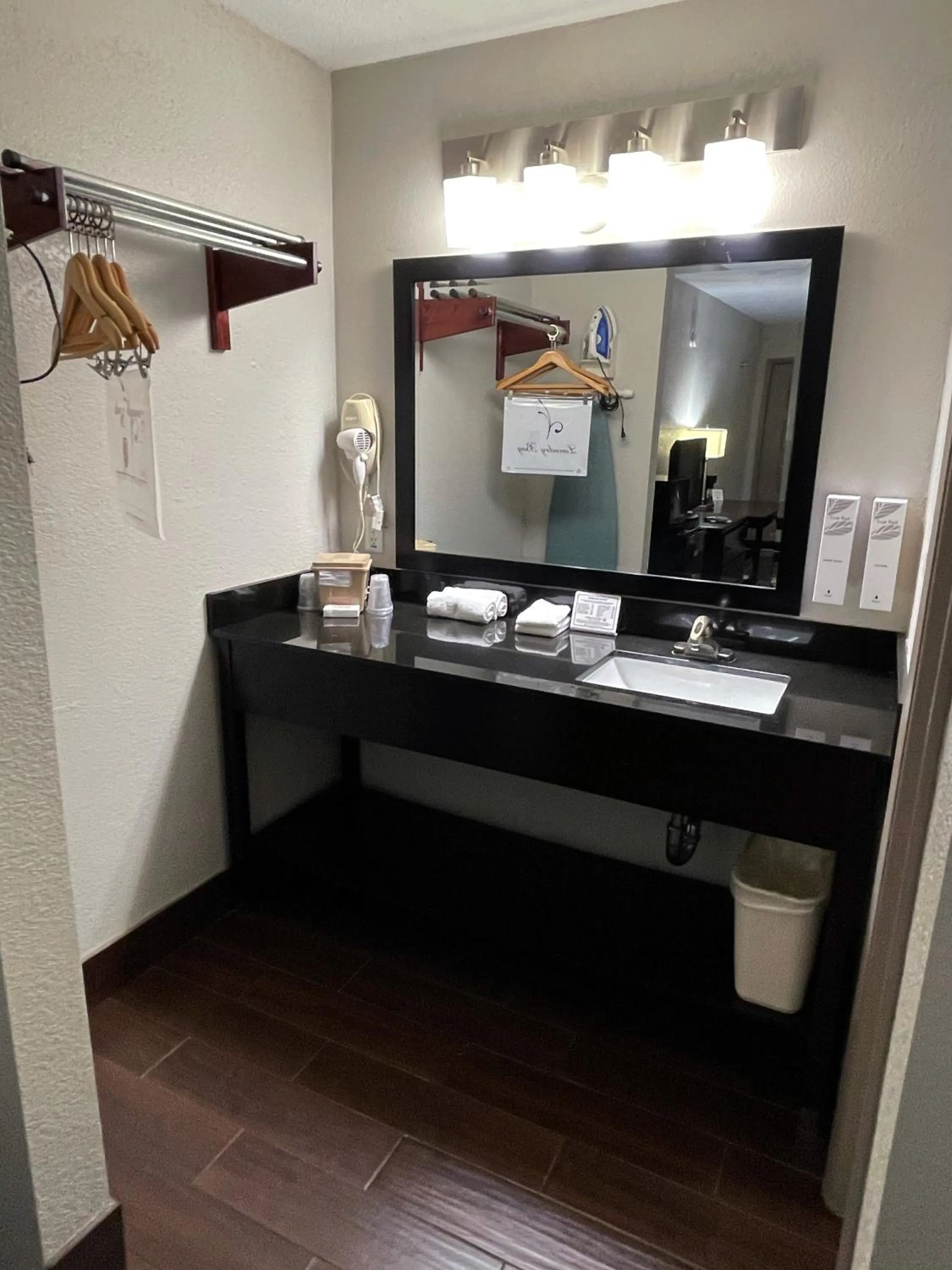 Red Roof Inn Childress