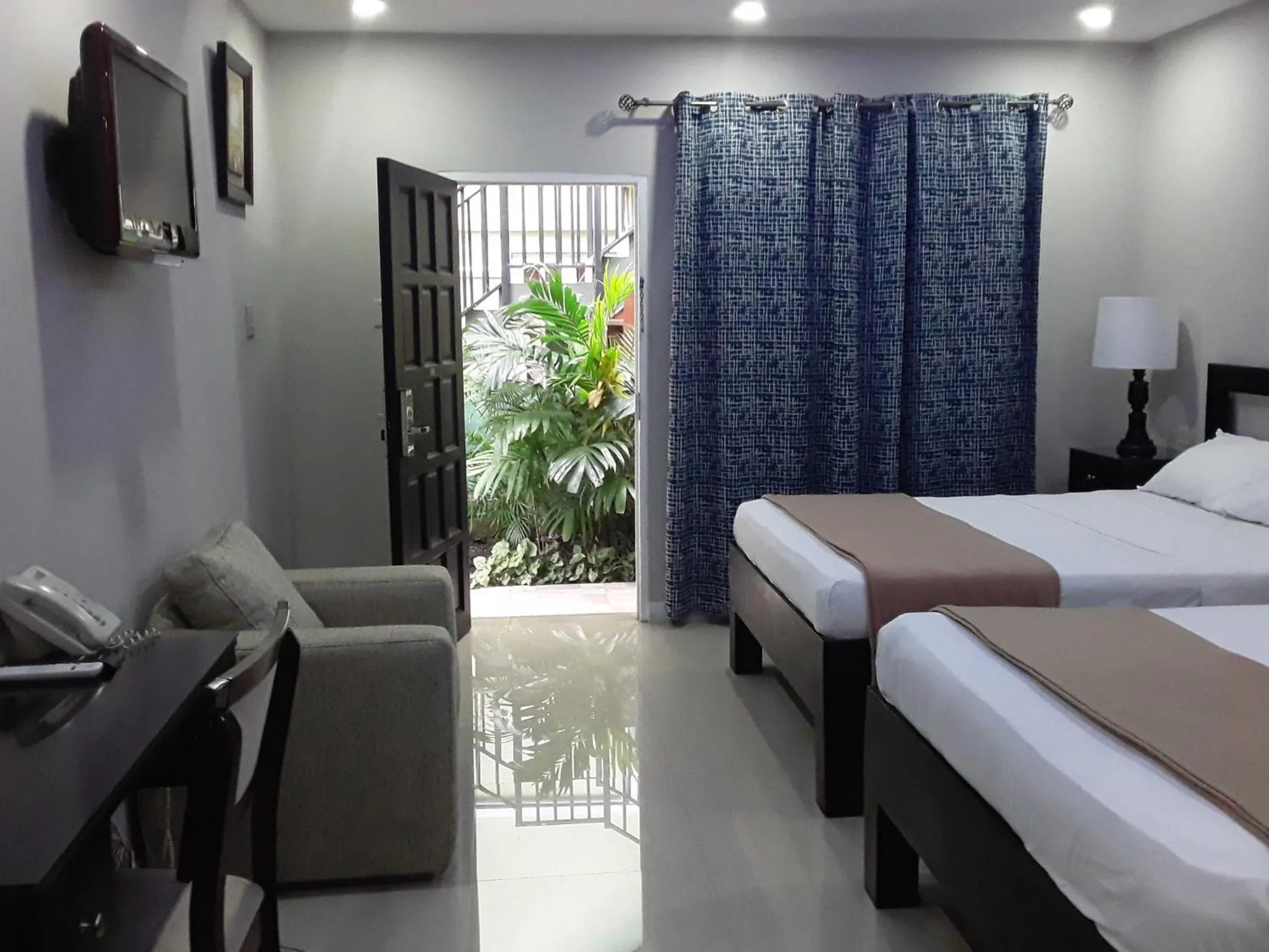 Bed in Christar Villas Hotel