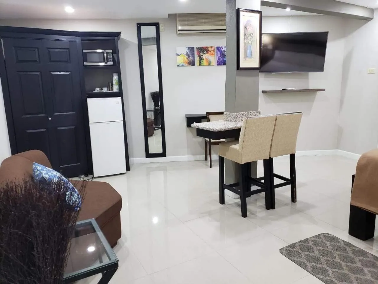 Christar Villas Hotel