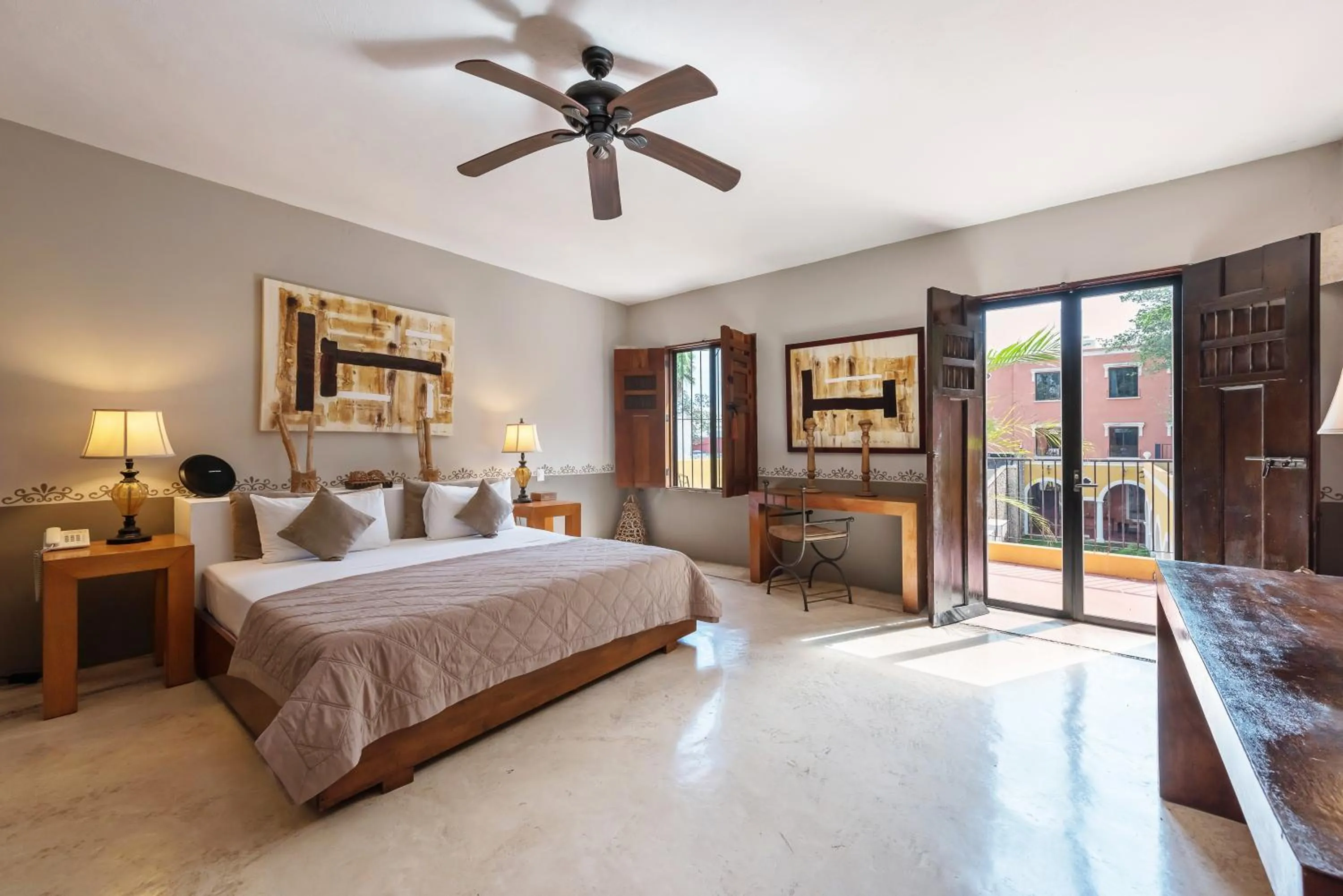 Bed in Hotel Hacienda Mérida VIP