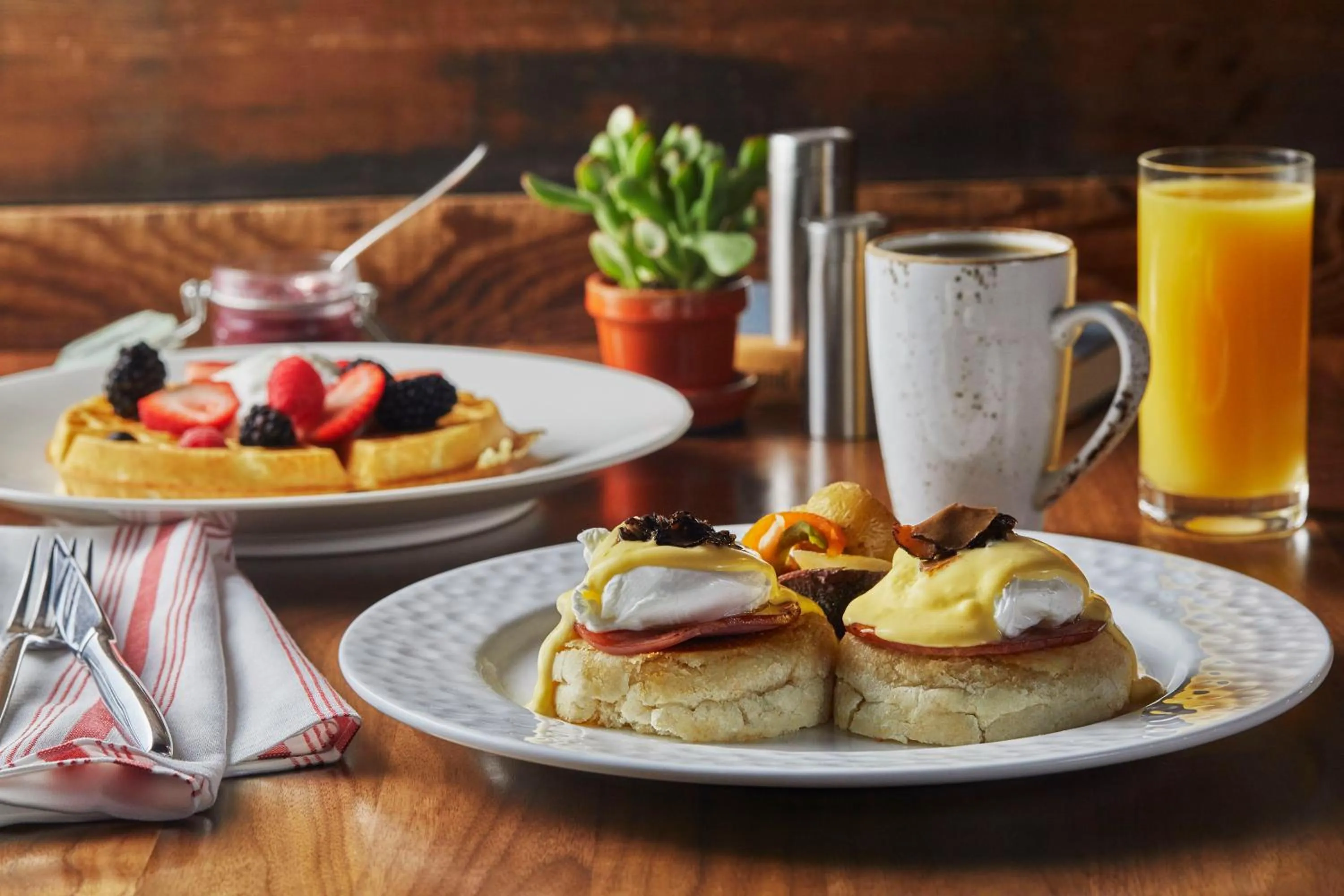 Food in Graduate by Hilton Minneapolis