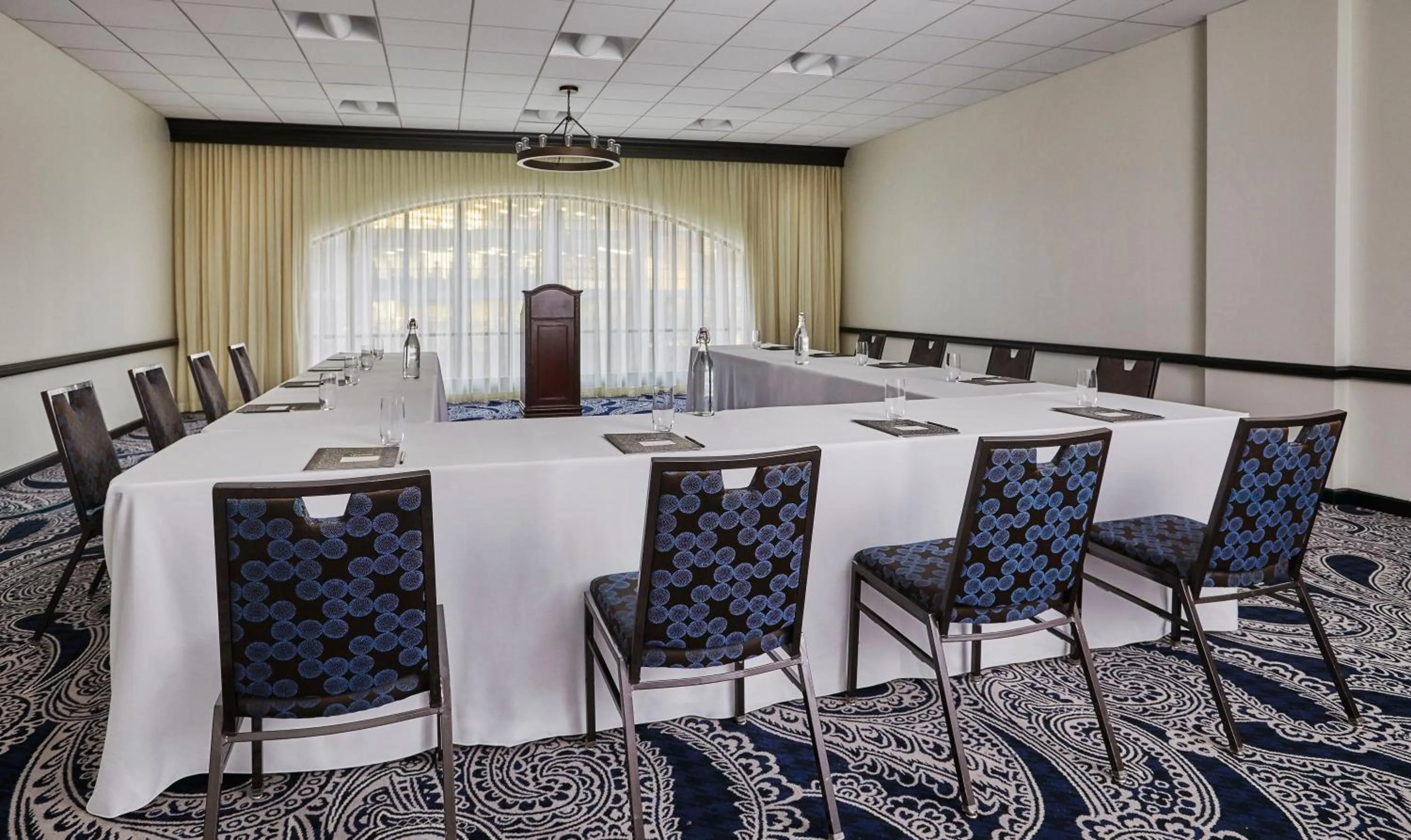 Meeting/conference room in Graduate by Hilton Minneapolis