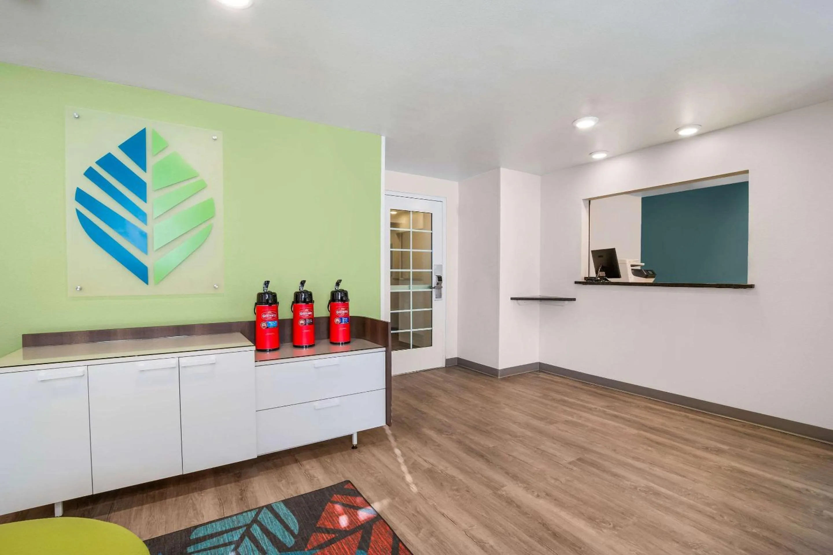 Lobby or reception in WoodSpring Suites | North Charleston Airport I-526