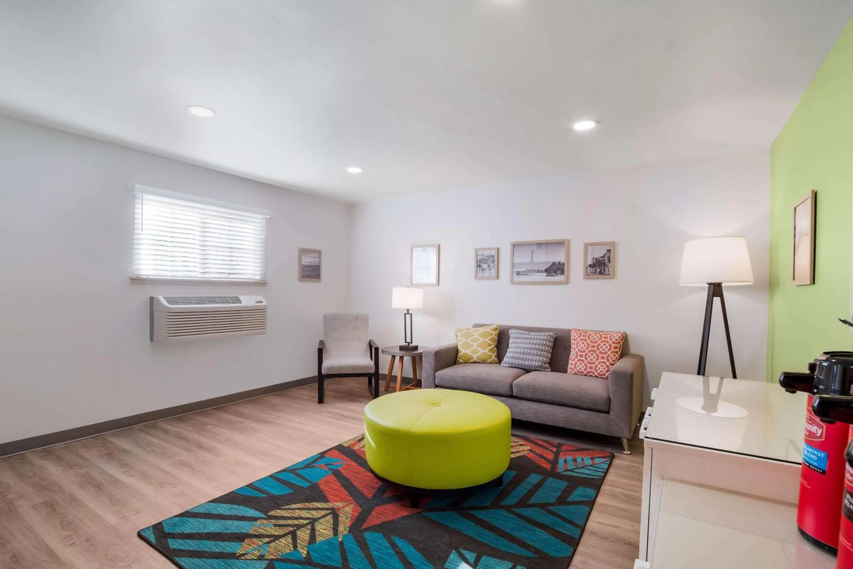 Lobby or reception in WoodSpring Suites | North Charleston Airport I-526