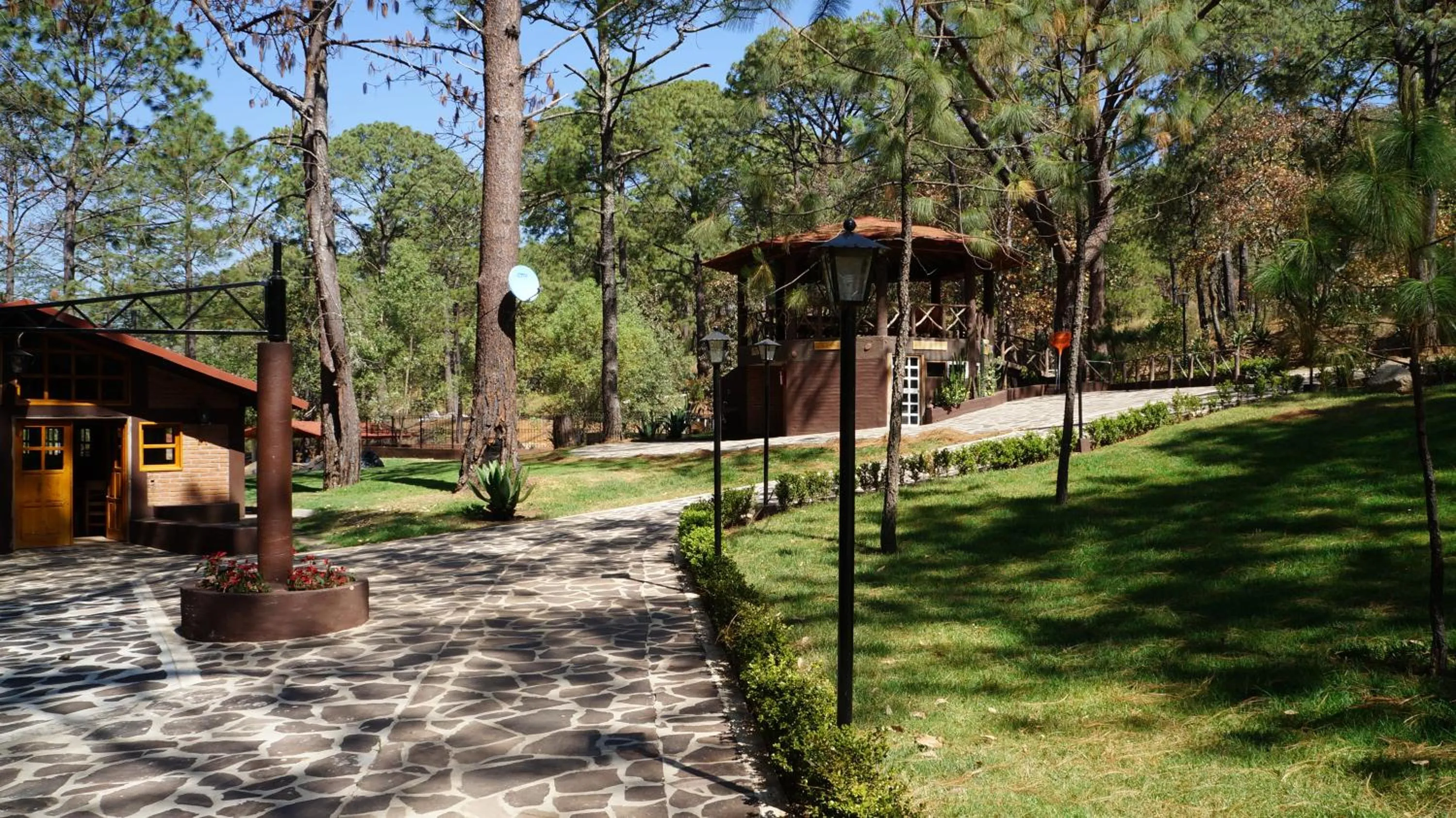 Property building in Rincón del Bosque